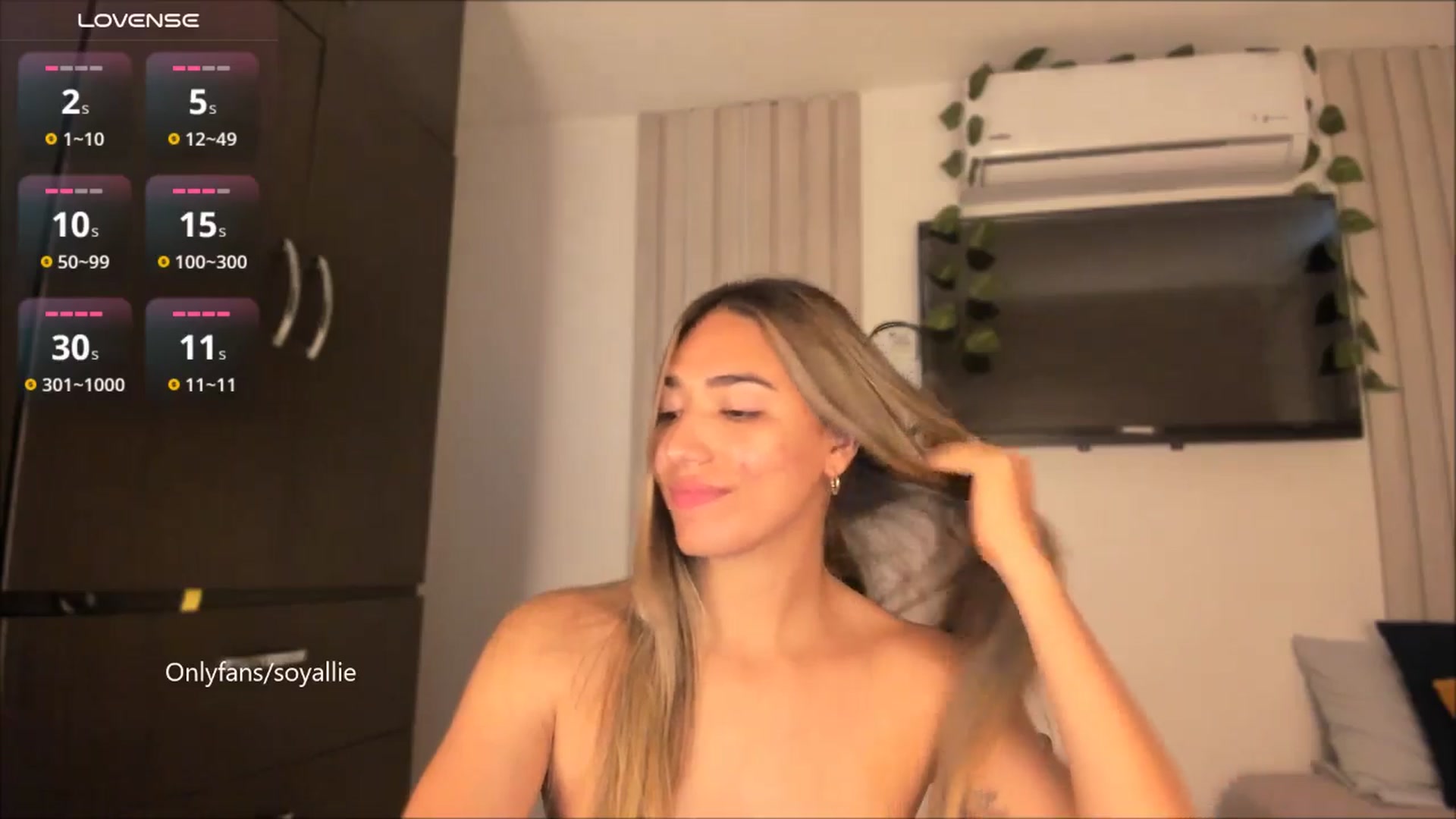 Gallery image thumbnail from Missbaby8's myfreecams stream on, 06/24/2025, 12:22 image 17 of 20