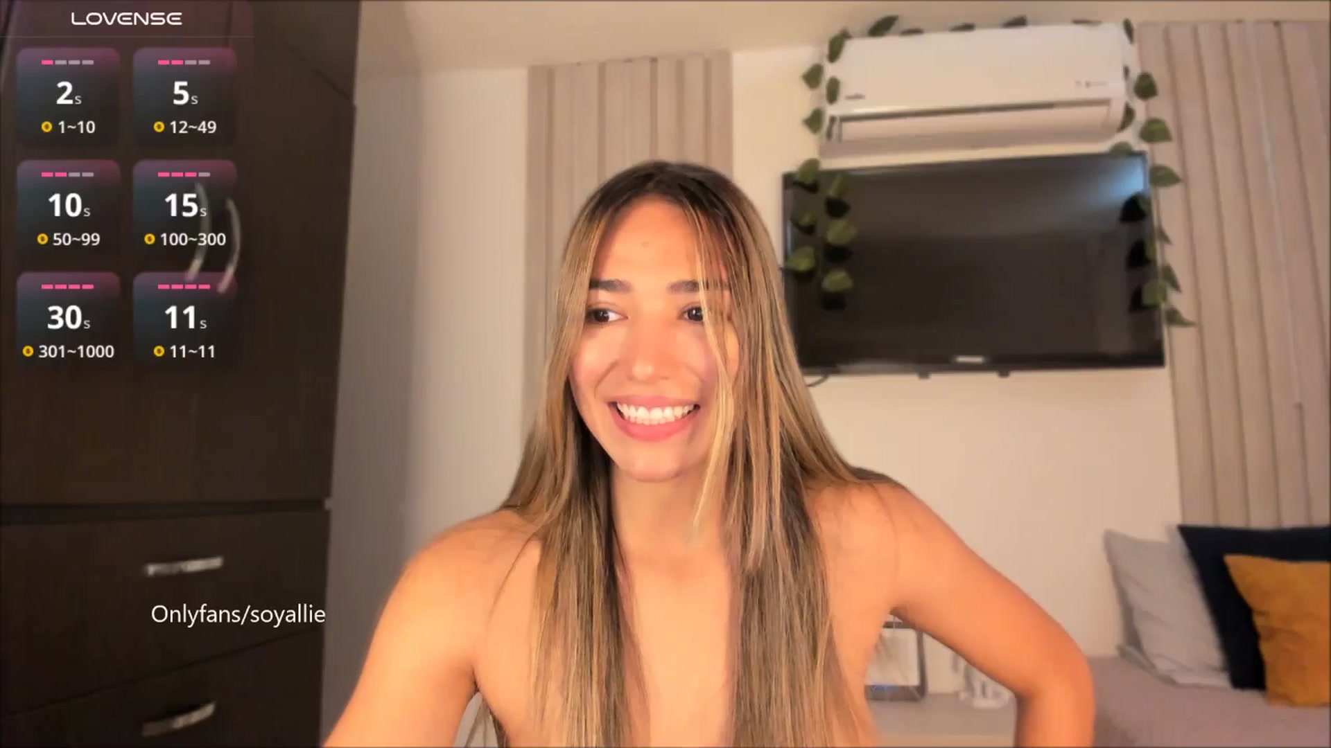 Gallery image thumbnail from Missbaby8's myfreecams stream on, 07/02/2025, 12:55 image 9 of 20