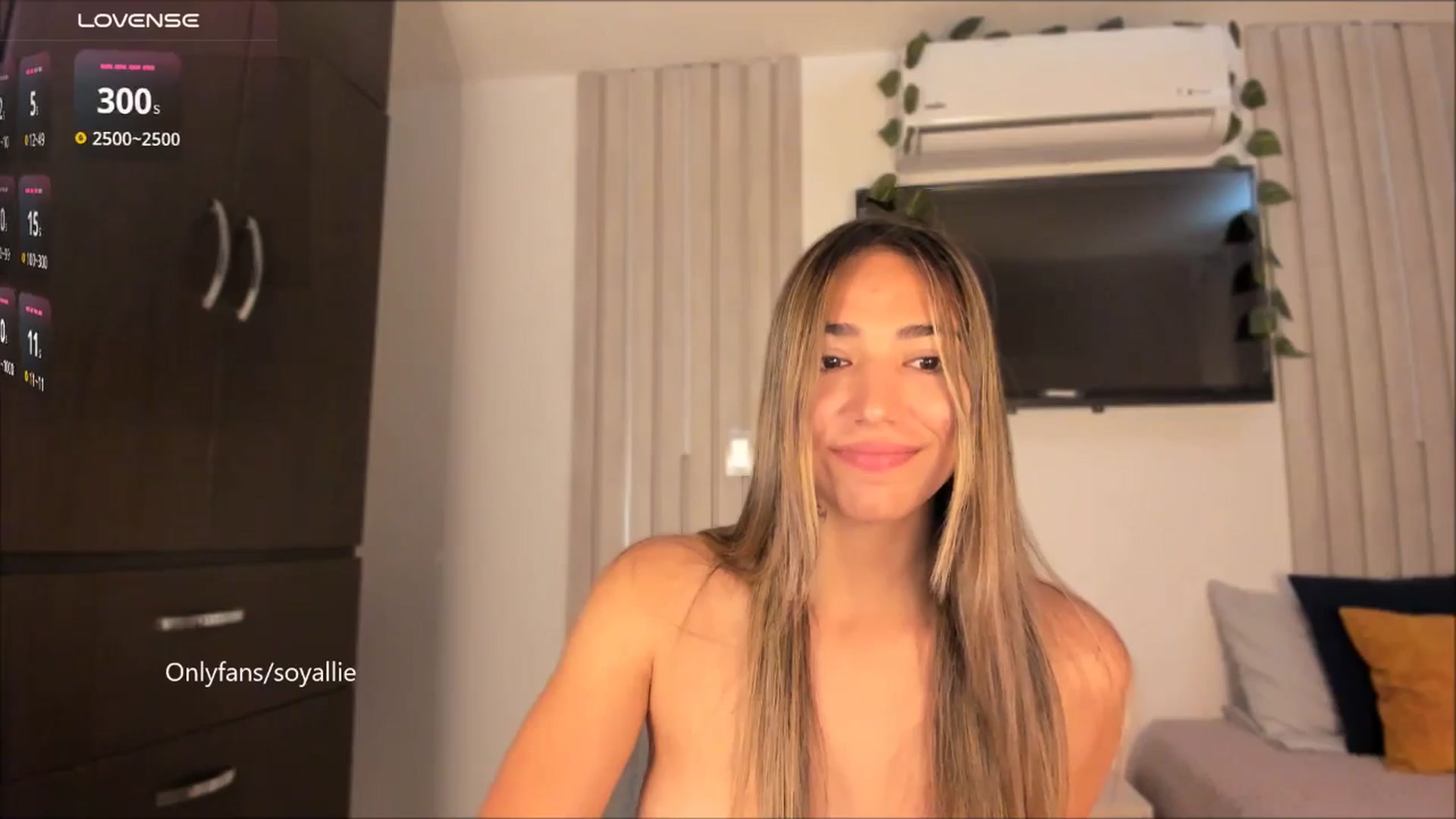 Gallery image thumbnail from Missbaby8's myfreecams stream on, 07/02/2025, 12:55 image 10 of 20