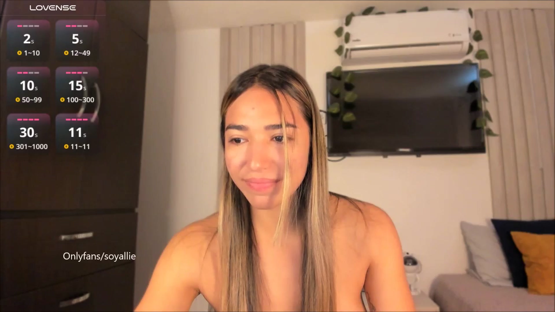 Gallery image thumbnail from Missbaby8's myfreecams stream on, 07/02/2025, 12:55 image 7 of 20