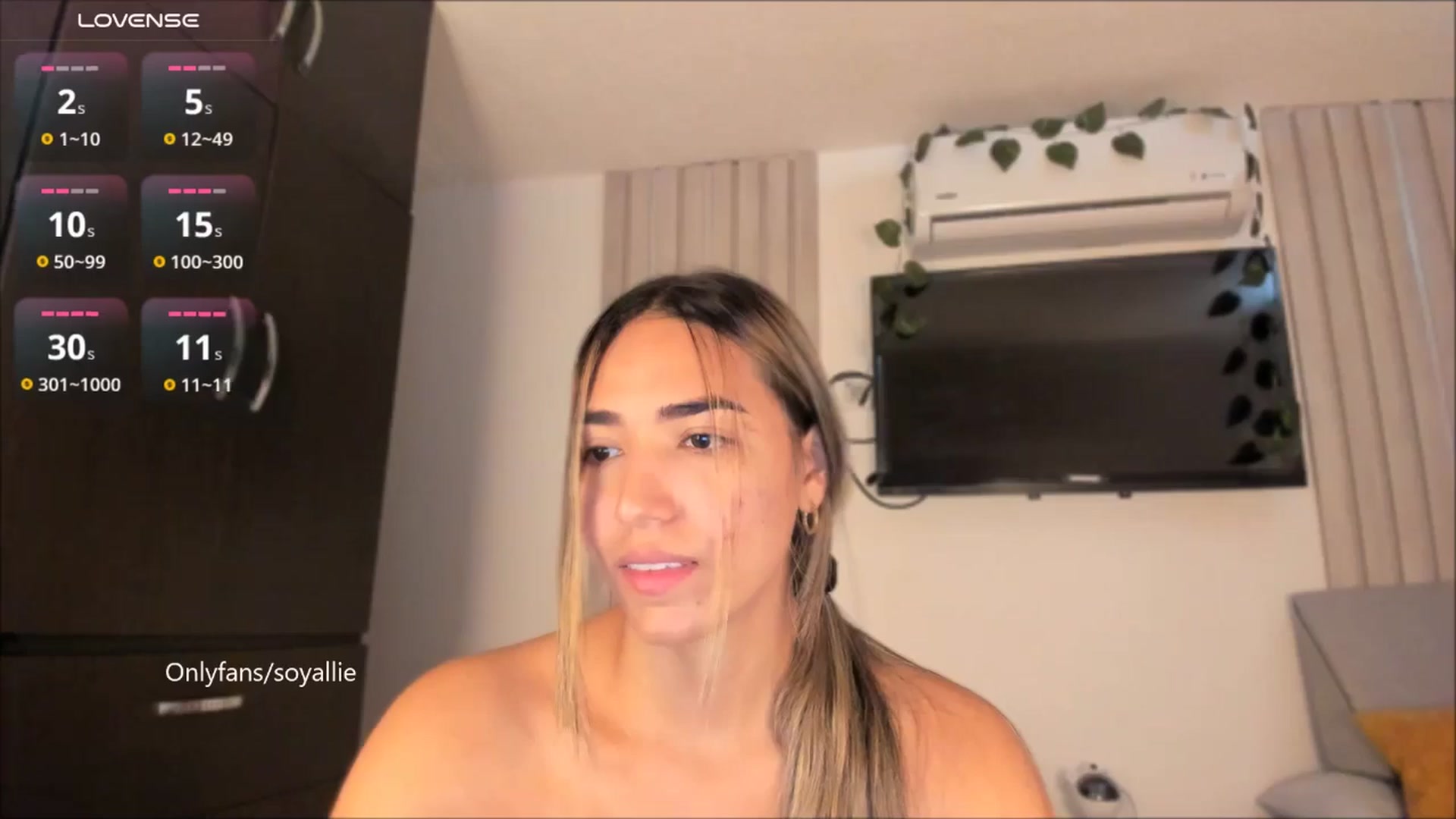 Gallery image thumbnail from Missbaby8's myfreecams stream on, 07/16/2025, 13:08 image 18 of 20