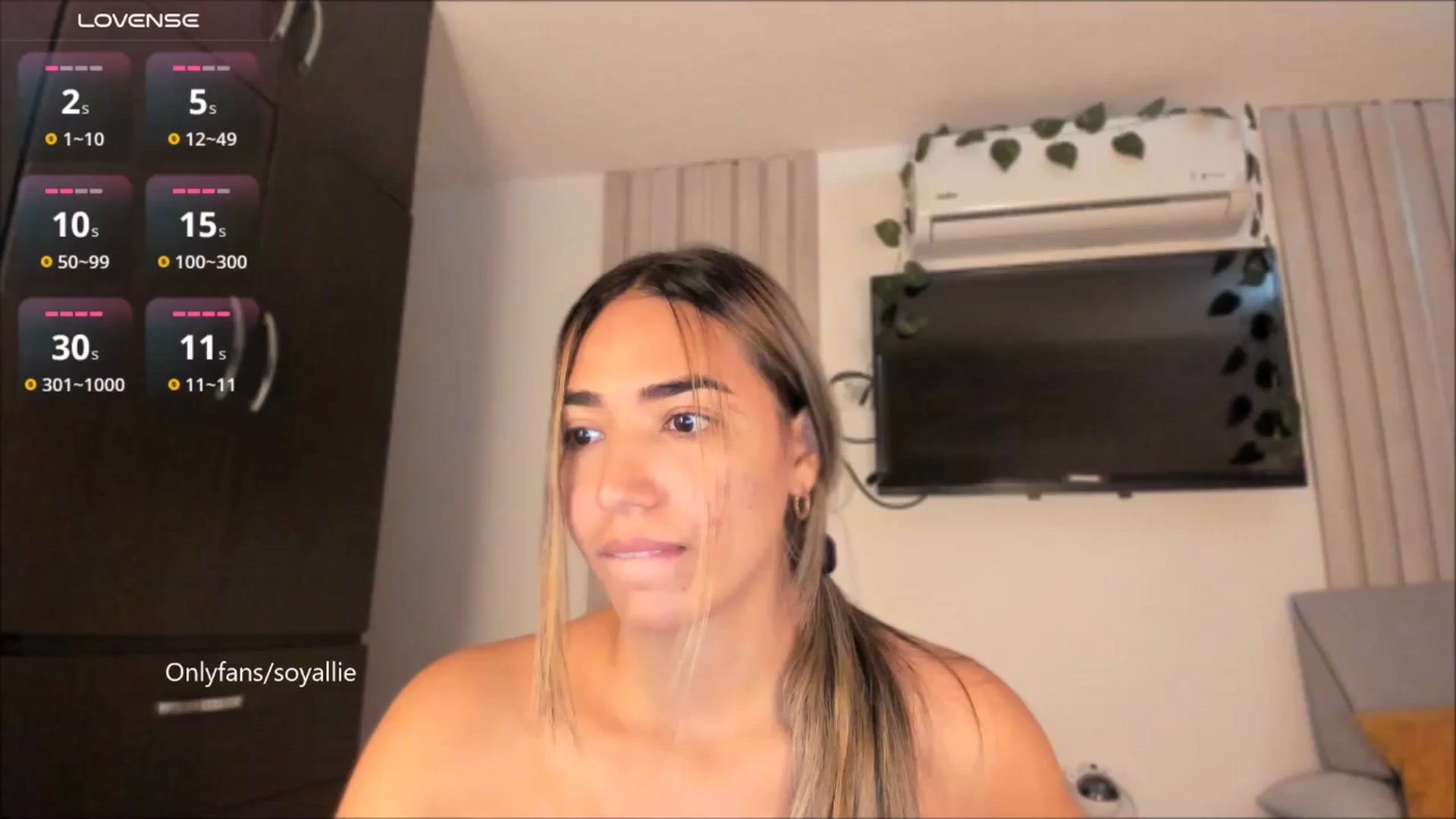 Gallery image thumbnail from Missbaby8's myfreecams stream on, 07/16/2025, 13:08 image 14 of 20