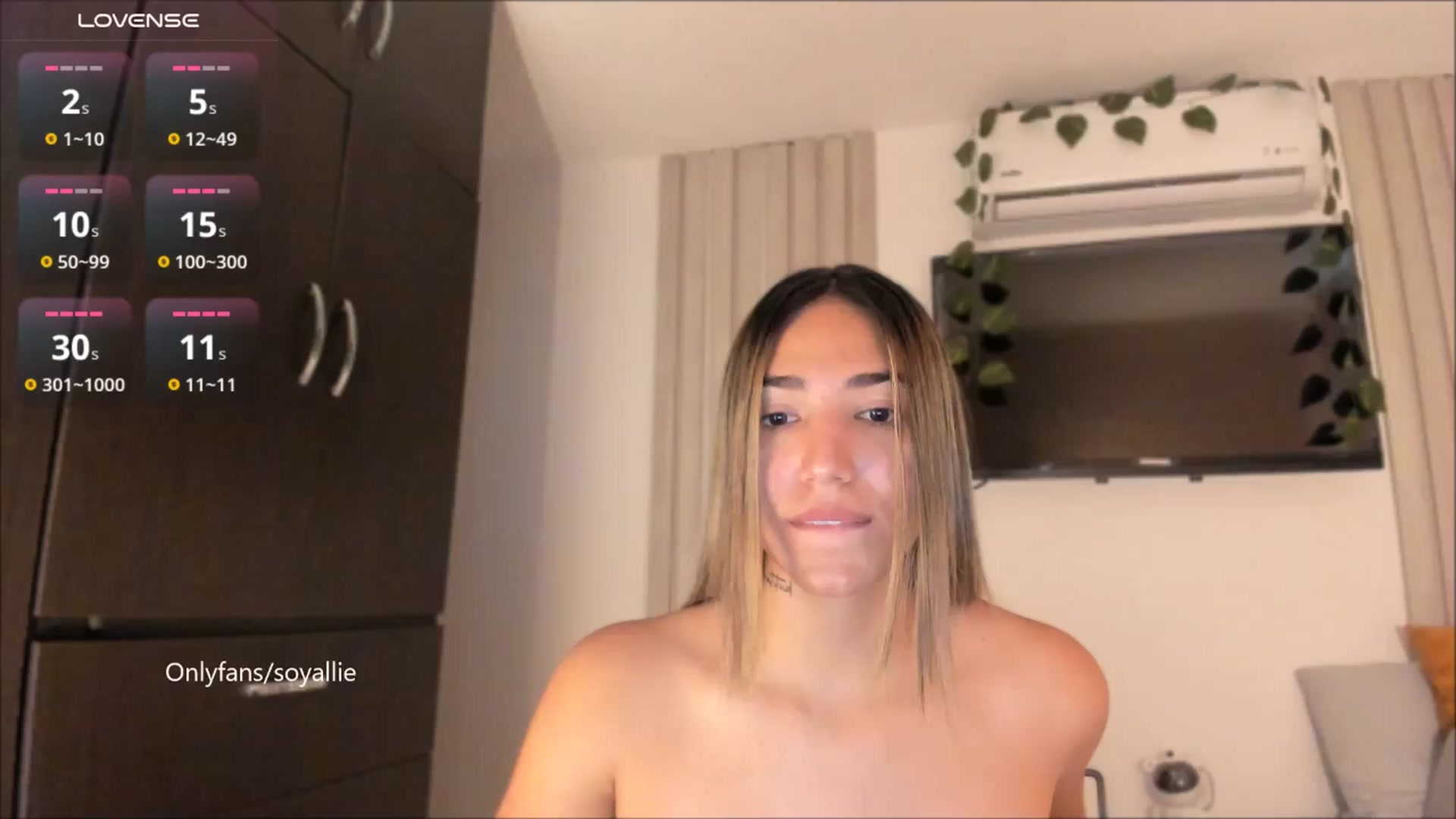 Gallery image thumbnail from Missbaby8's myfreecams stream on, 08/05/2025, 13:47 image 1 of 20