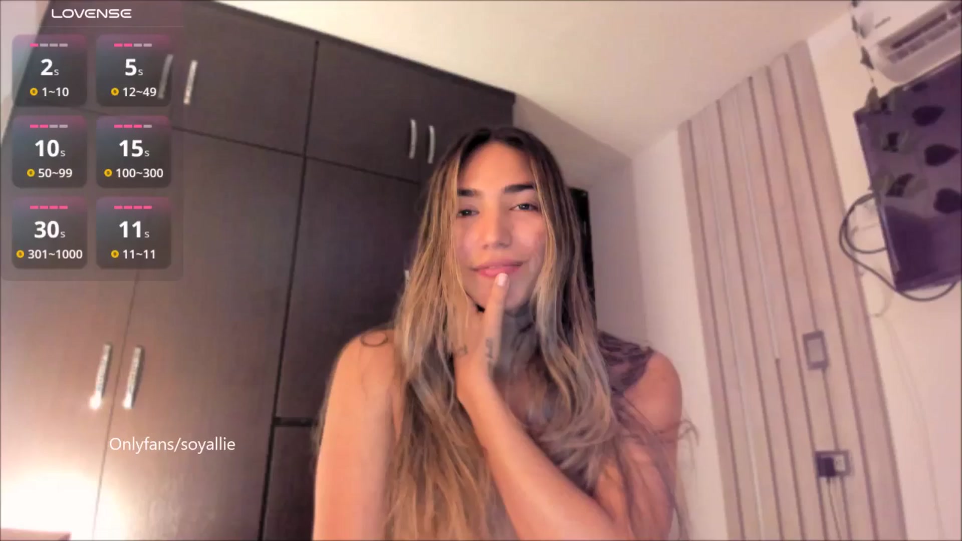 Gallery image thumbnail from Missbaby8's myfreecams stream on, 08/12/2025, 12:27 image 14 of 20