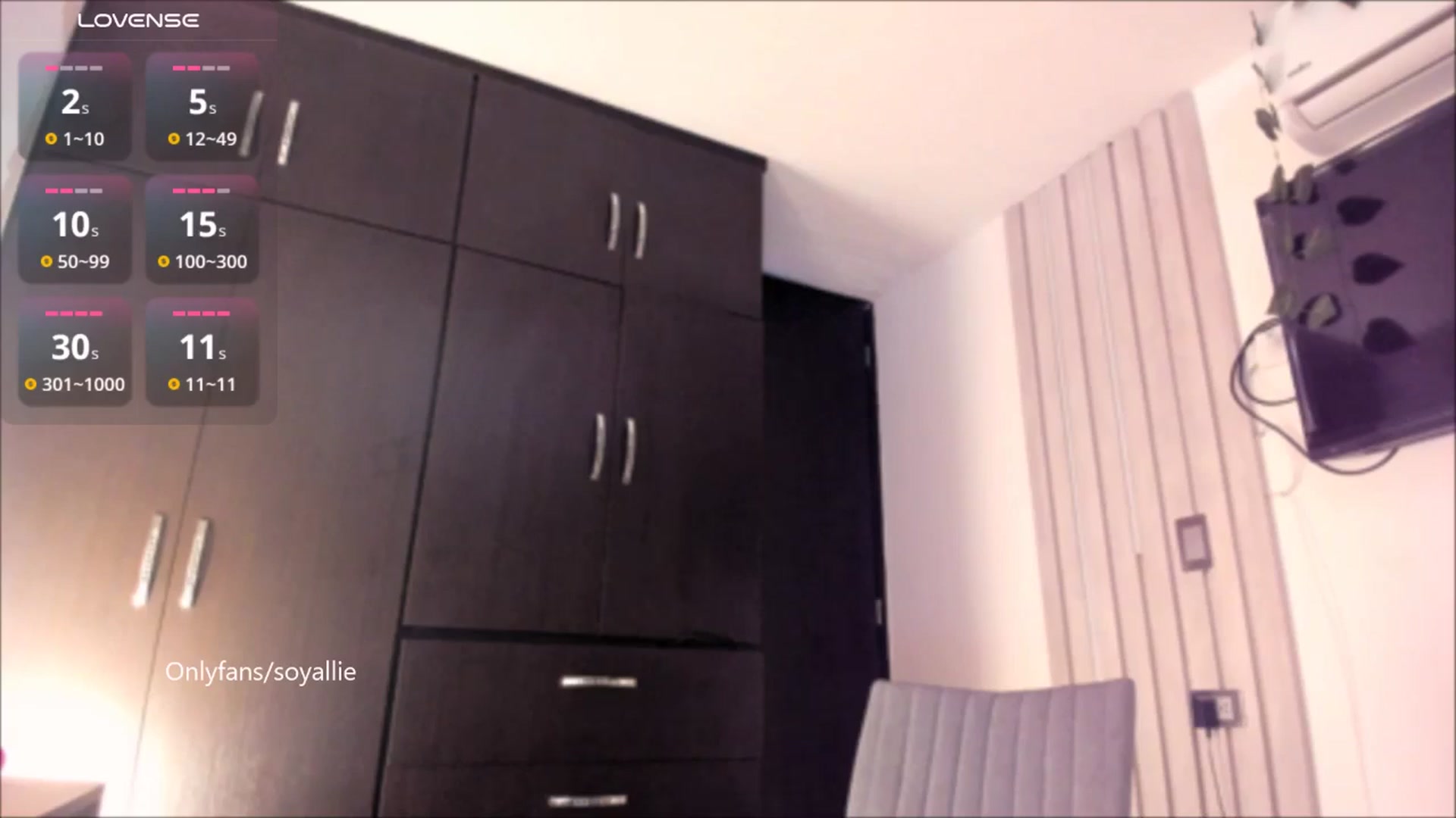 Gallery image thumbnail from Missbaby8's myfreecams stream on, 08/14/2025, 13:41 image 10 of 20