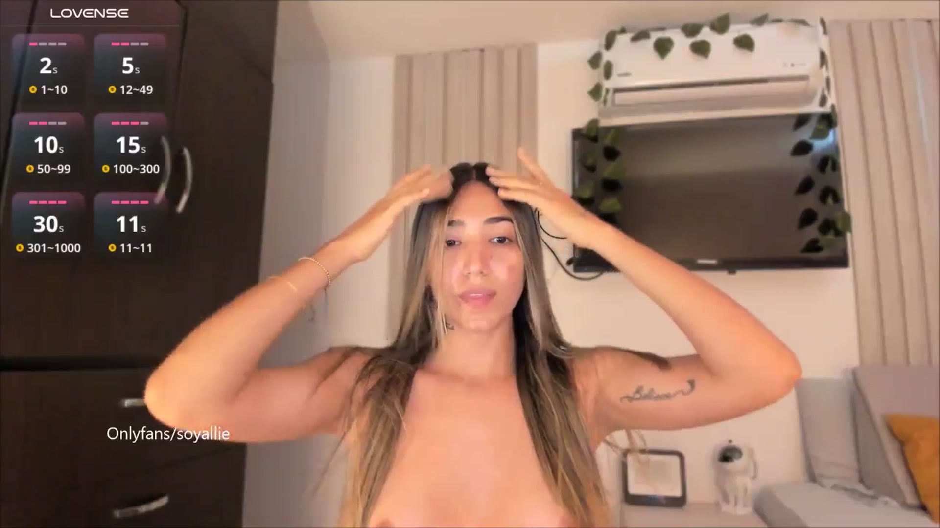 Gallery image thumbnail from Missbaby8's myfreecams stream on, 08/15/2025, 13:48 image 19 of 20