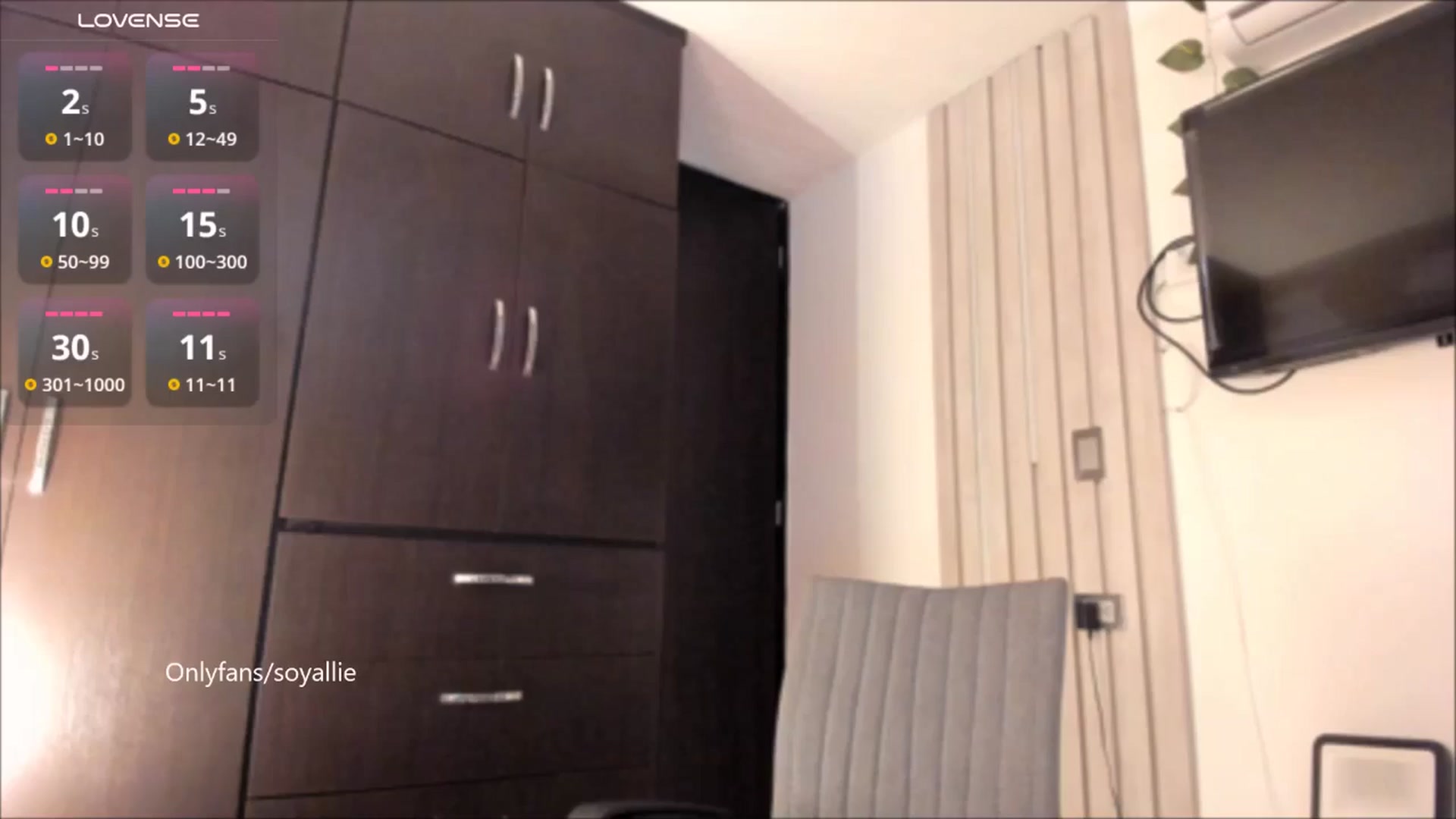 Gallery image thumbnail from Missbaby8's myfreecams stream on, 08/22/2025, 13:57 image 18 of 20