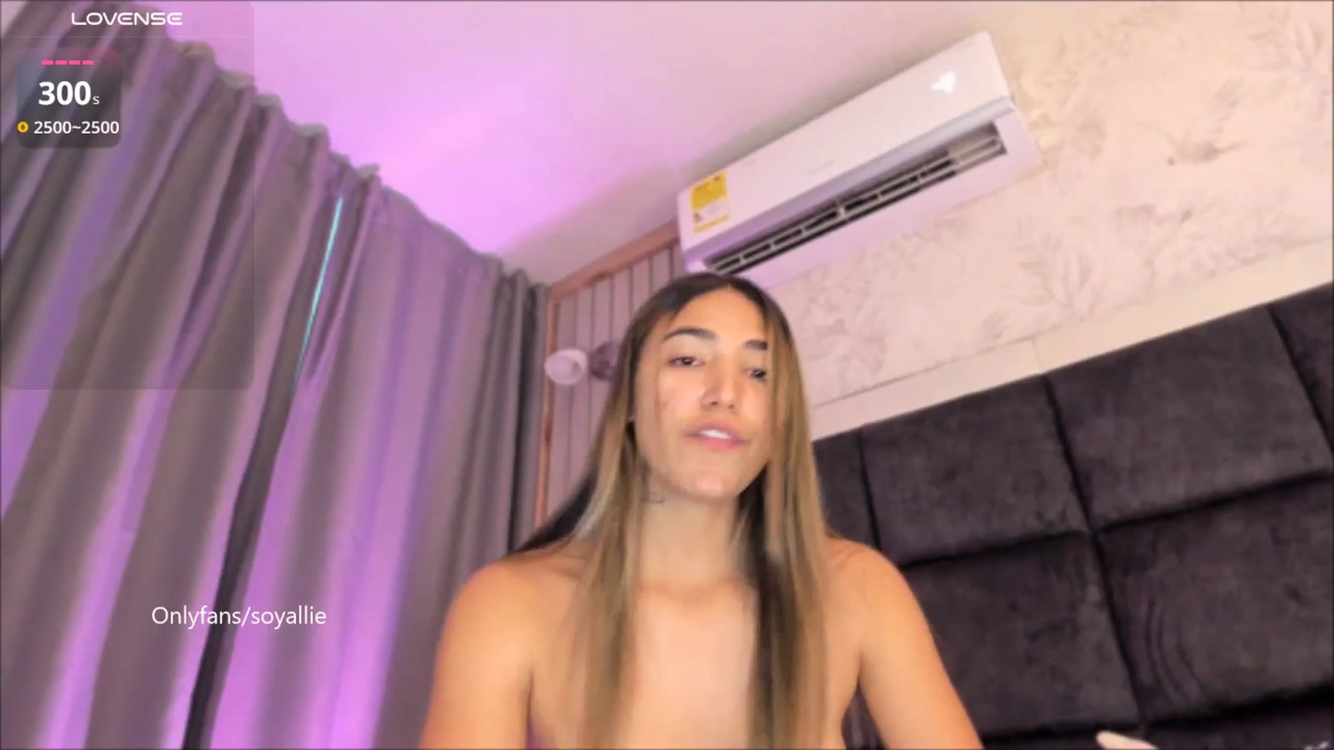 Gallery image thumbnail from Missbaby8's myfreecams stream on, 08/23/2025, 23:23 image 10 of 20