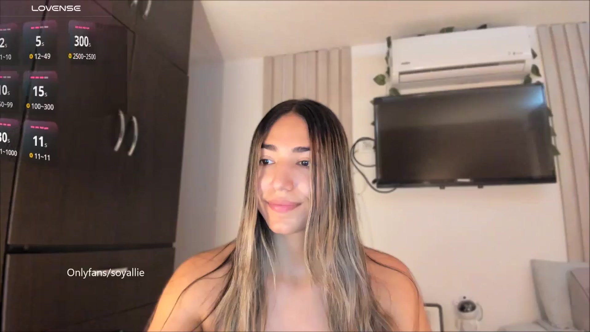 Gallery image thumbnail from Missbaby8's myfreecams stream on, 09/02/2025, 14:13 image 11 of 20