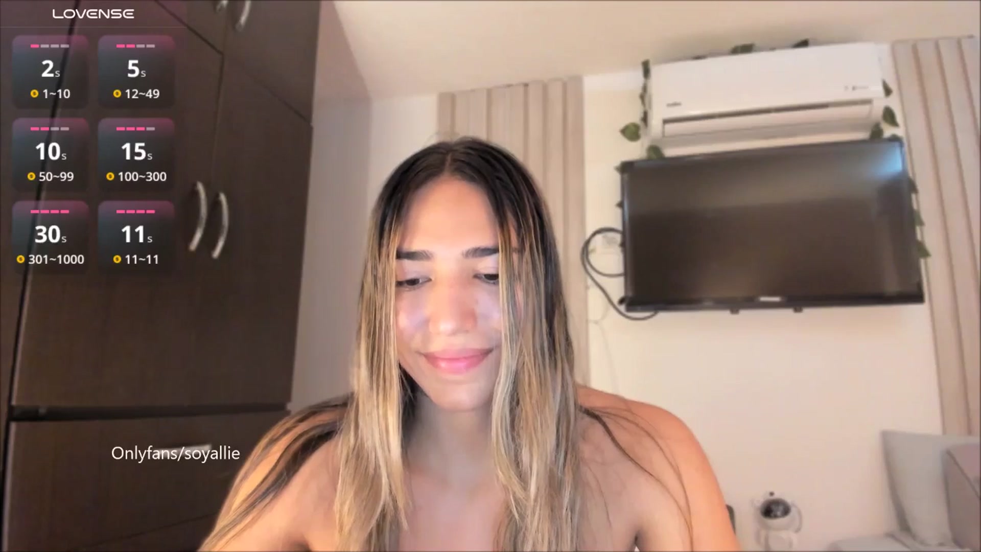 Gallery image thumbnail from Missbaby8's myfreecams stream on, 09/02/2025, 14:13 image 4 of 20