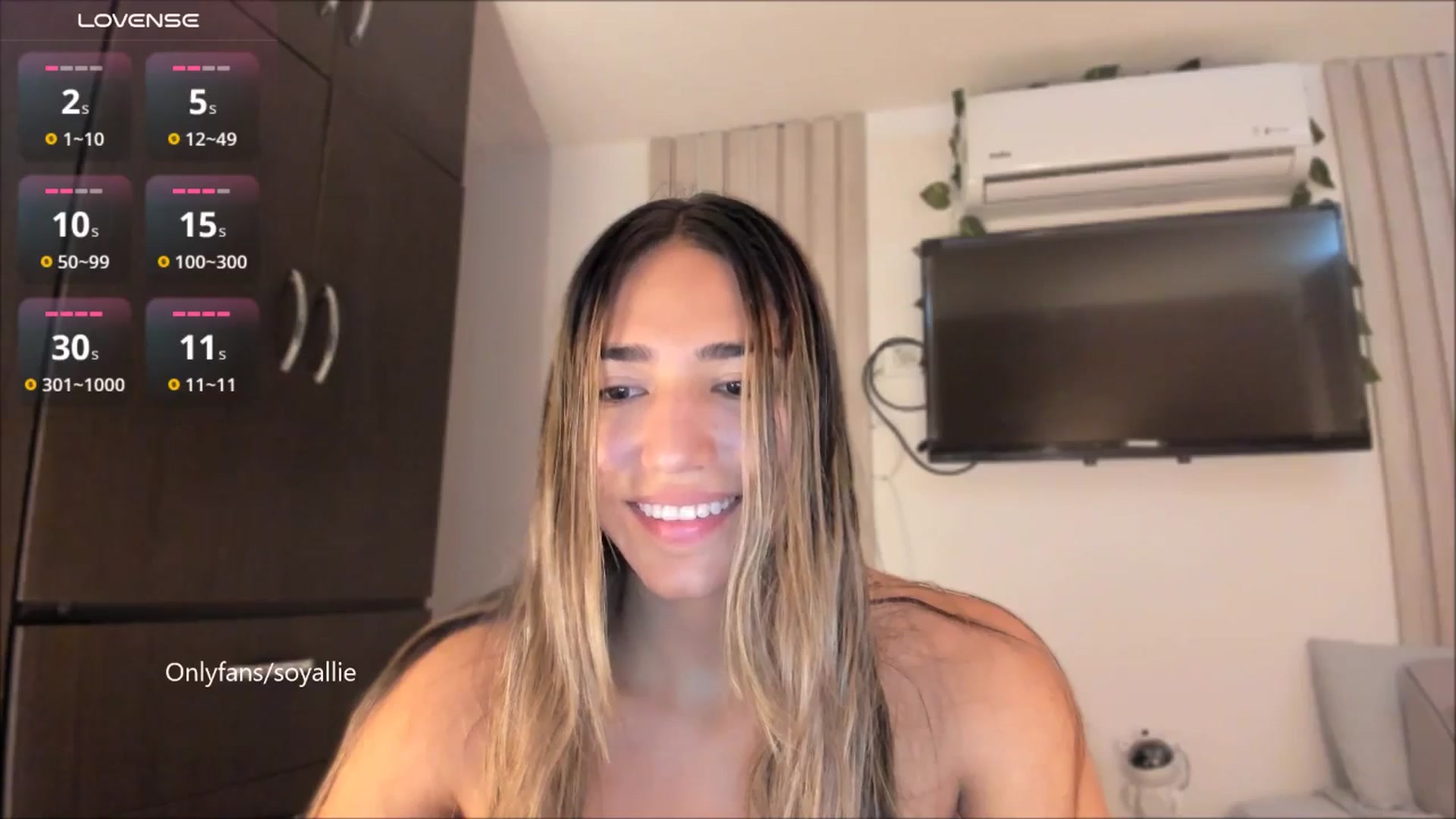 Gallery image thumbnail from Missbaby8's myfreecams stream on, 09/02/2025, 14:13 image 3 of 20