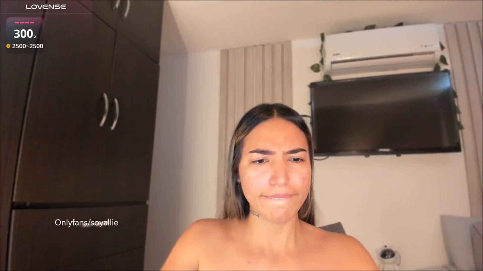 Gallery image thumbnail from Missbaby8's myfreecams stream on, 09/03/2025, 13:01 image 13 of 20