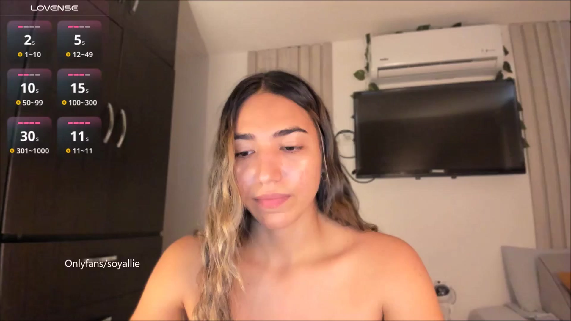 Gallery image thumbnail from Missbaby8's myfreecams stream on, 09/04/2025, 12:23 image 9 of 20
