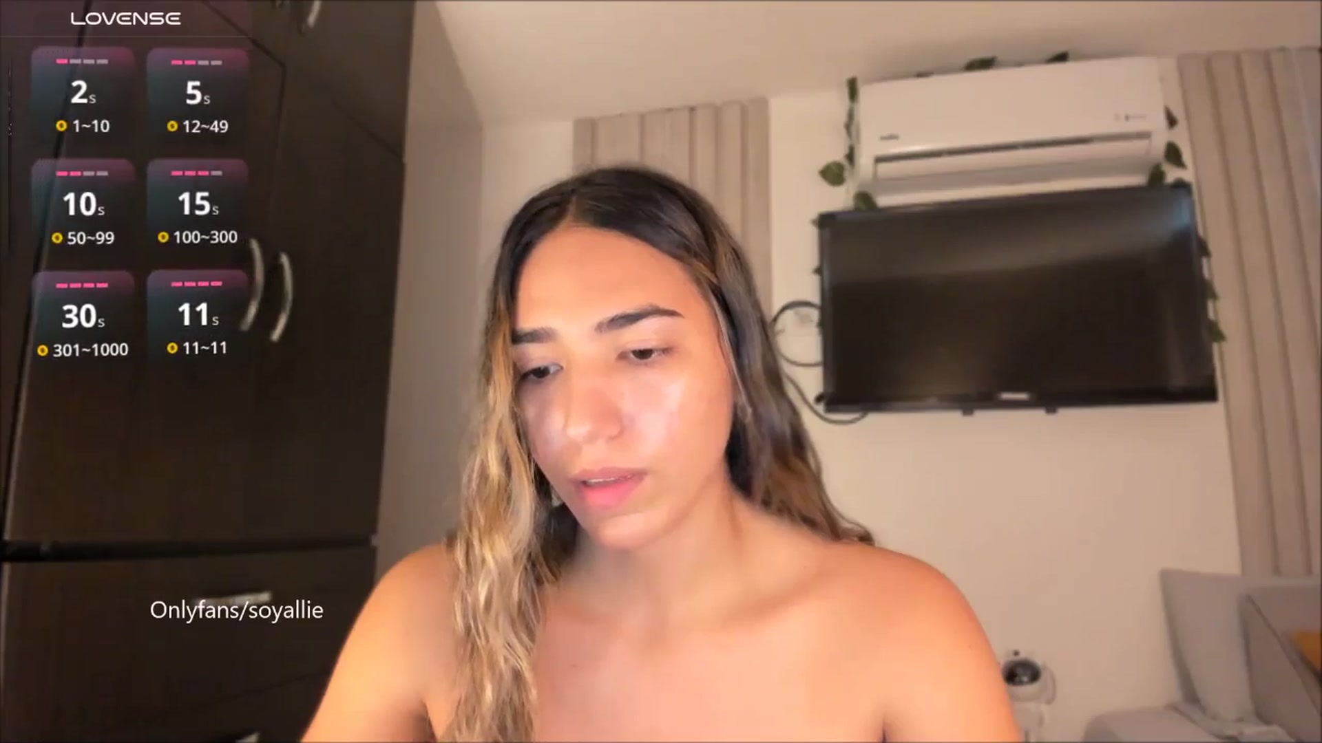 Gallery image thumbnail from Missbaby8's myfreecams stream on, 09/04/2025, 12:23 image 11 of 20