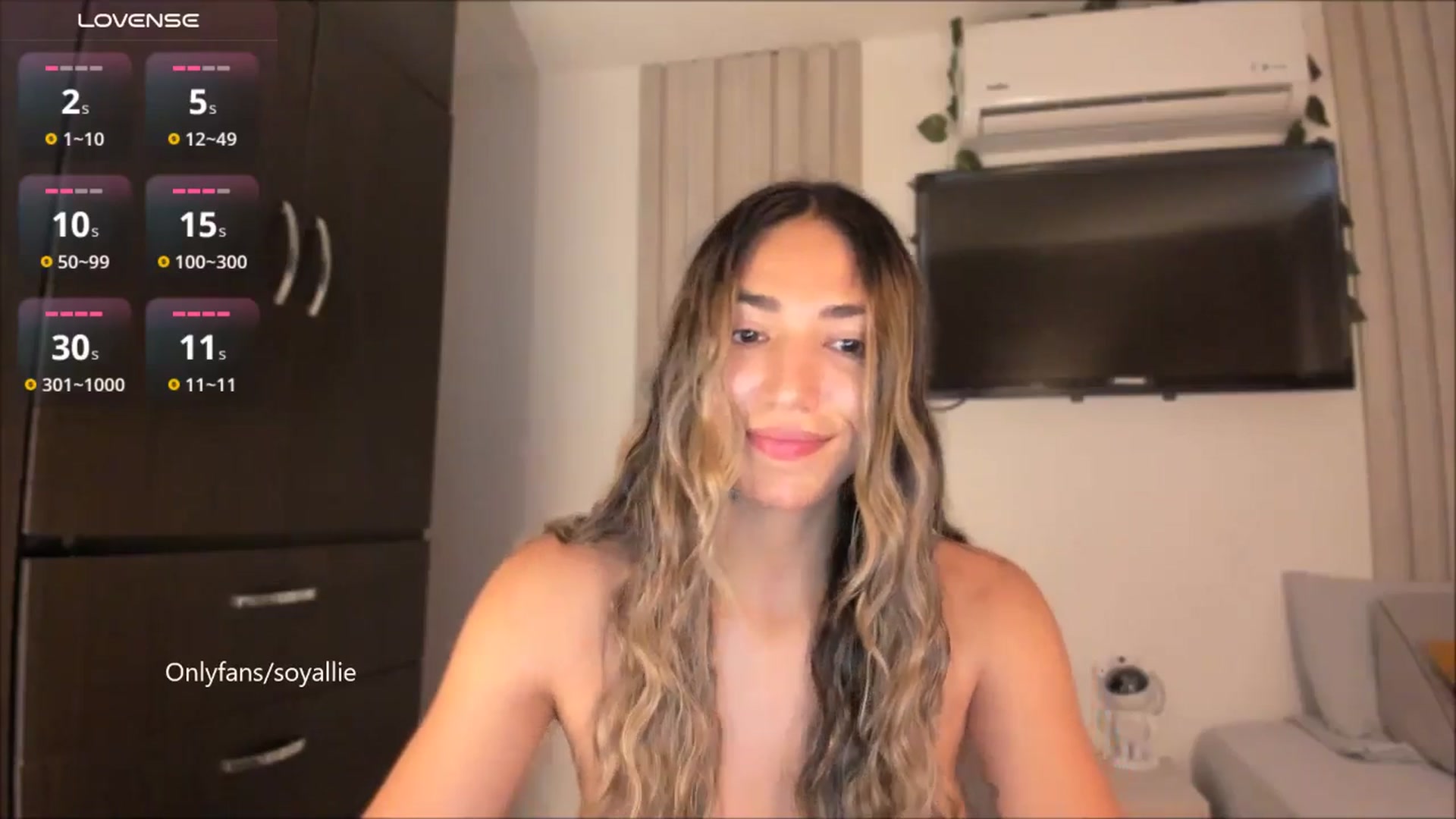 Gallery image thumbnail from Missbaby8's myfreecams stream on, 09/04/2025, 12:23 image 2 of 20