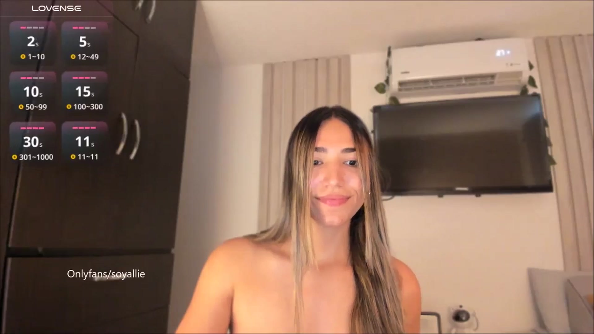 Gallery image thumbnail from Missbaby8's myfreecams stream on, 09/09/2025, 13:59 image 4 of 20