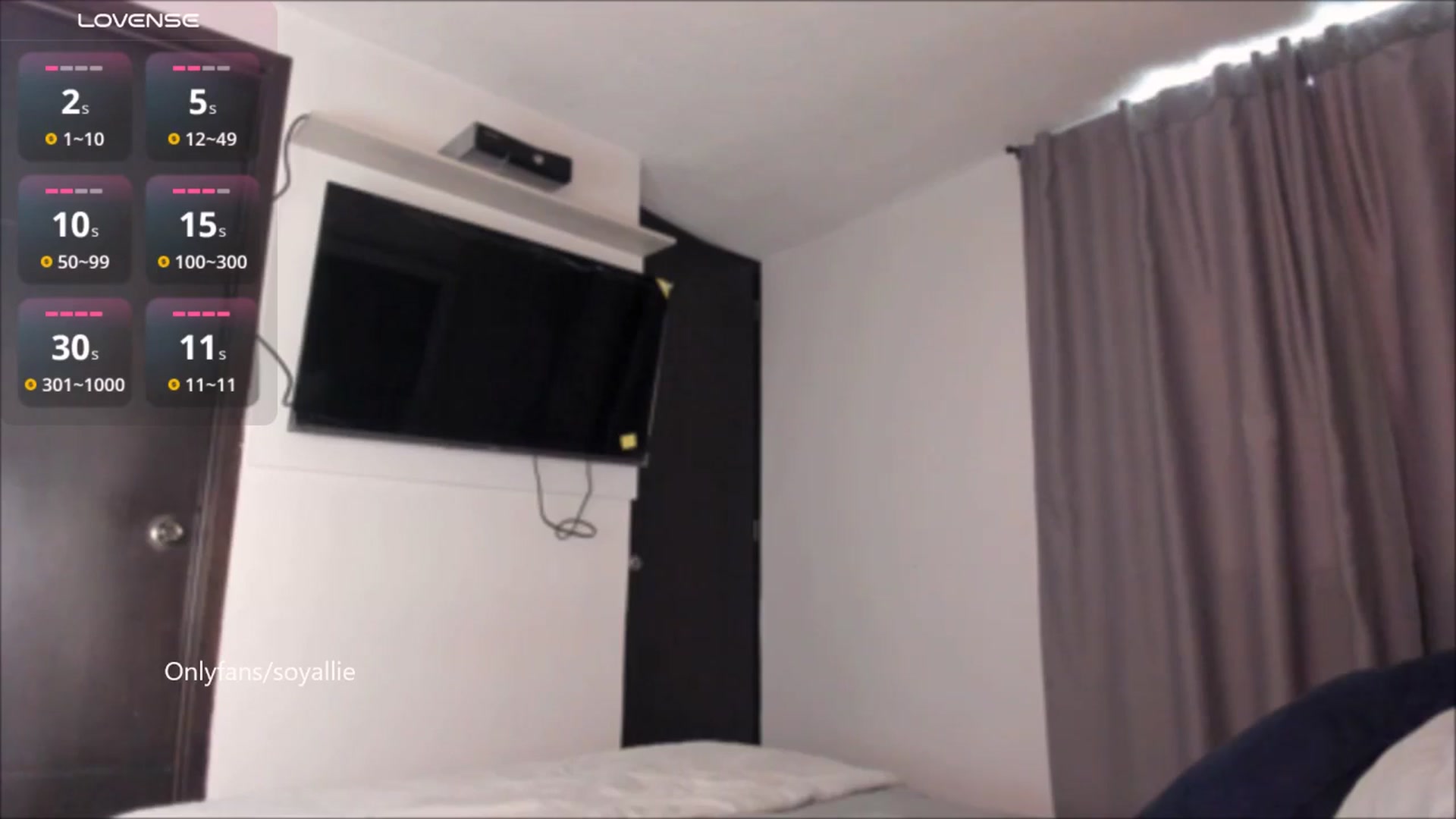 Gallery image thumbnail from Missbaby8's myfreecams stream on, 09/12/2025, 13:53 image 9 of 20