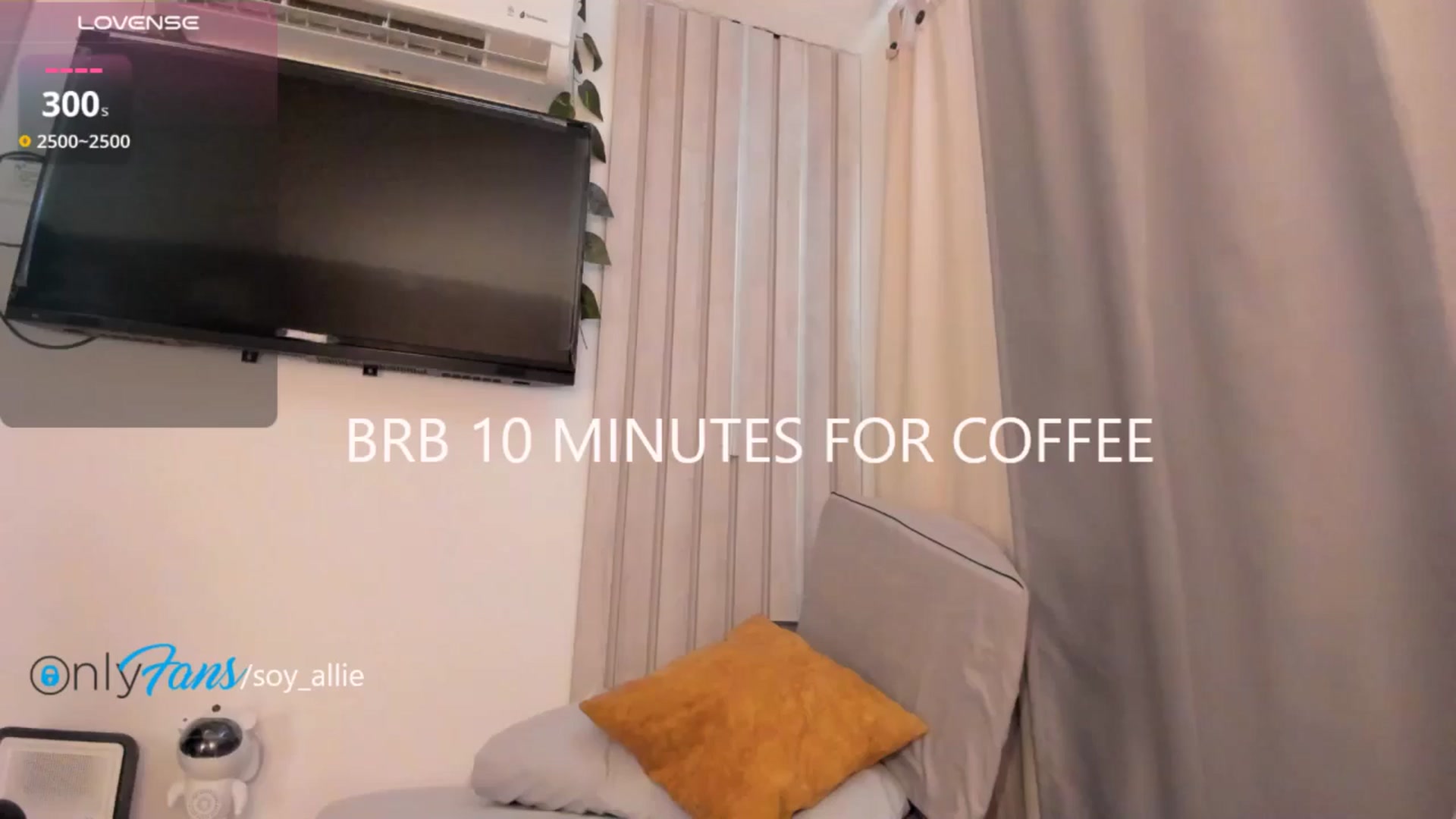Gallery image thumbnail from Missbaby8's myfreecams stream on, 09/27/2025, 13:31 image 16 of 20