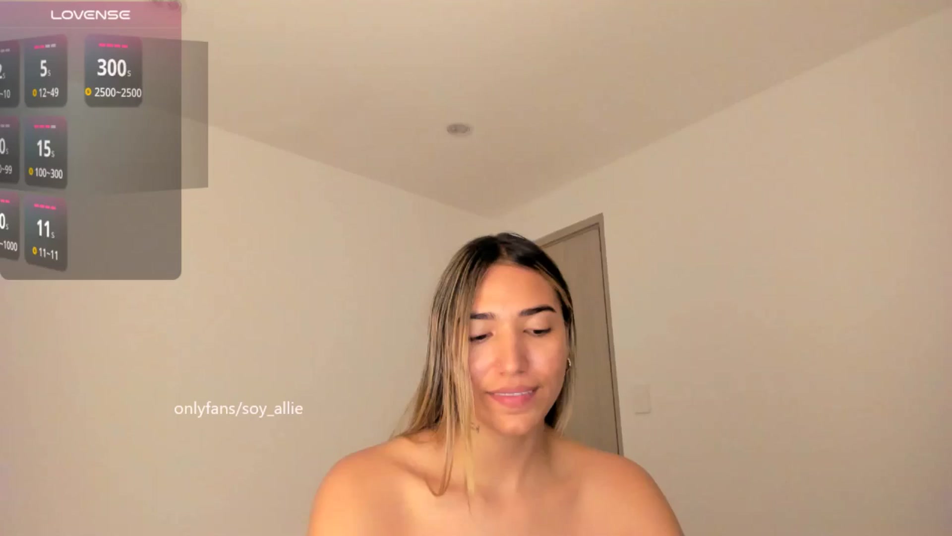Gallery image thumbnail from Missbaby8's myfreecams stream on, 11/26/2025, 16:02 image 2 of 20