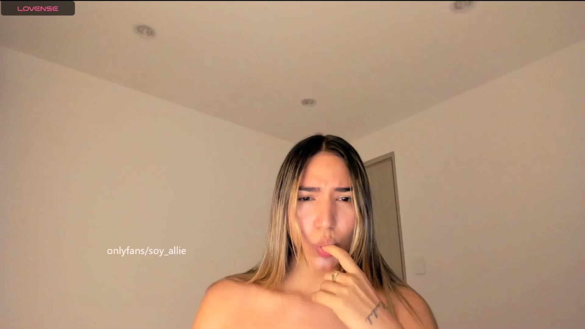 Gallery image thumbnail from Missbaby8's myfreecams stream on, 02/23/2026, 11:31 image 11 of 20