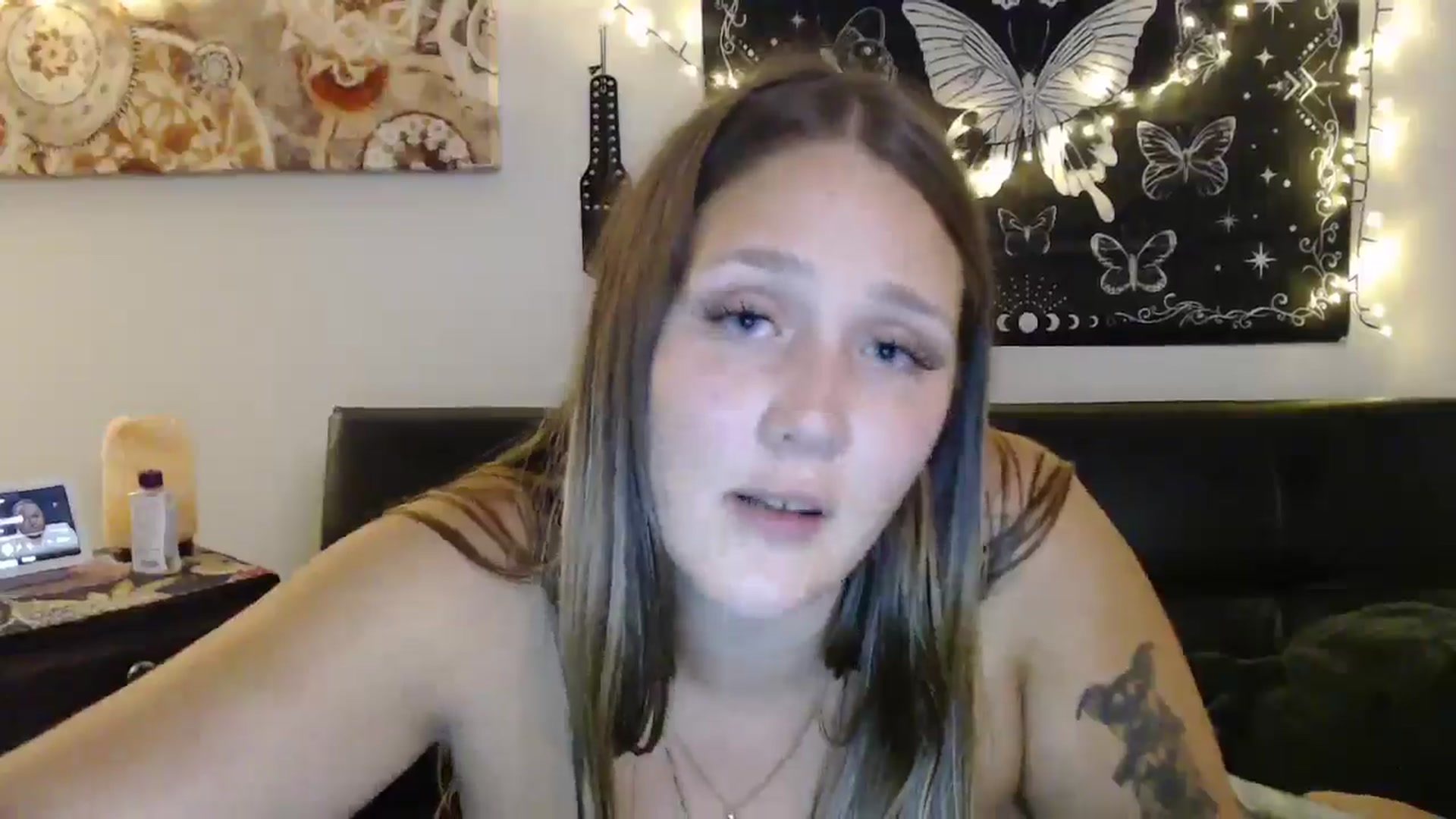 Gallery image thumbnail from Missbaddieeb's myfreecams stream on, 08/22/2024, 10:02 image 10 of 20