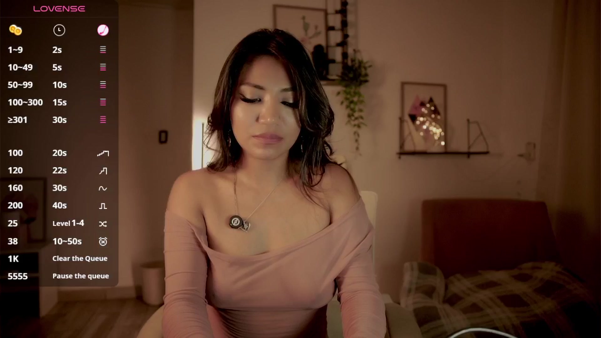 Gallery image thumbnail from Missdannny's myfreecams stream on, 05/05/2026, 02:23 image 17 of 20