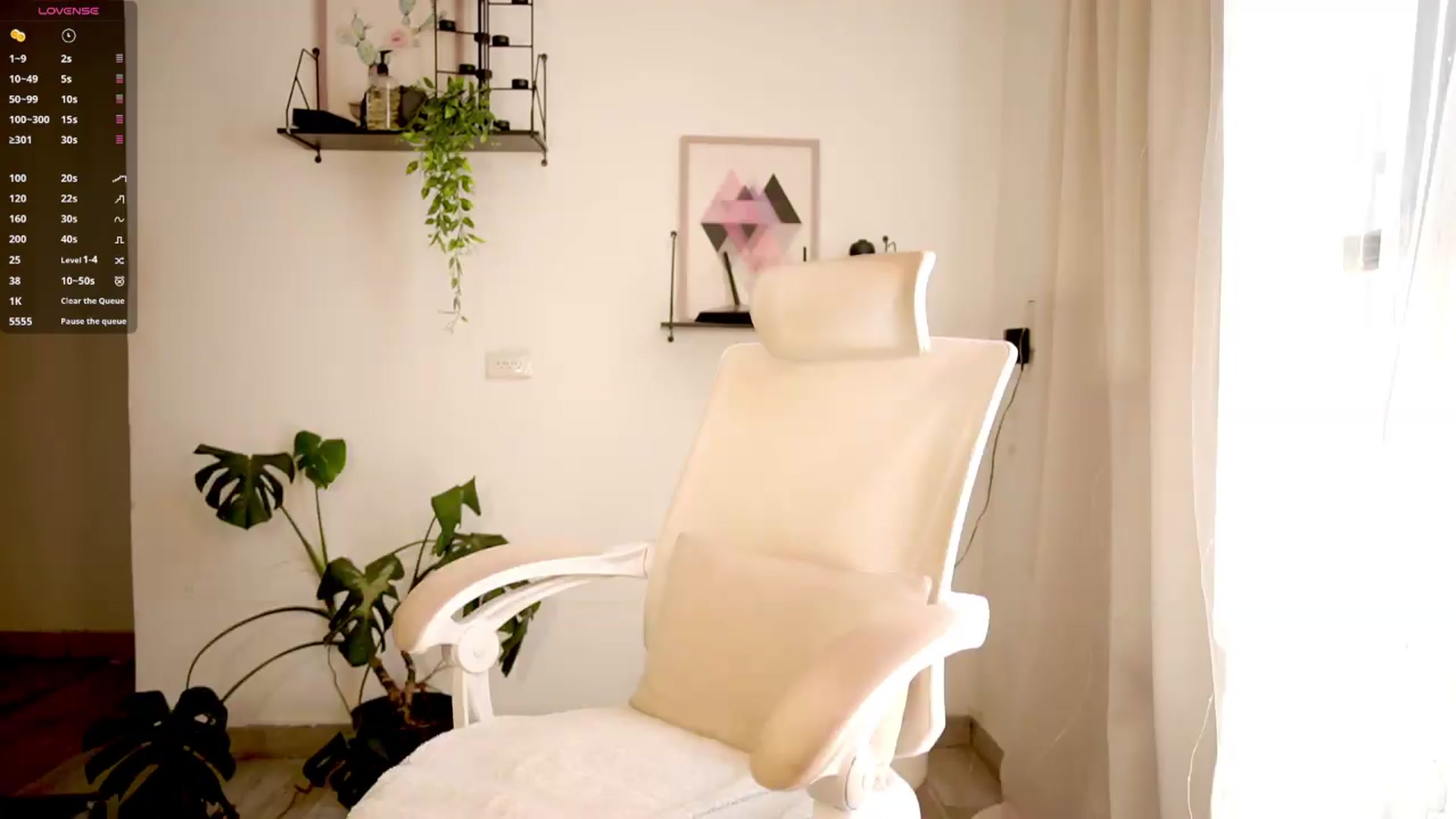 Gallery image thumbnail from Missdannny's myfreecams stream on, 08/05/2026, 18:29 image 11 of 20