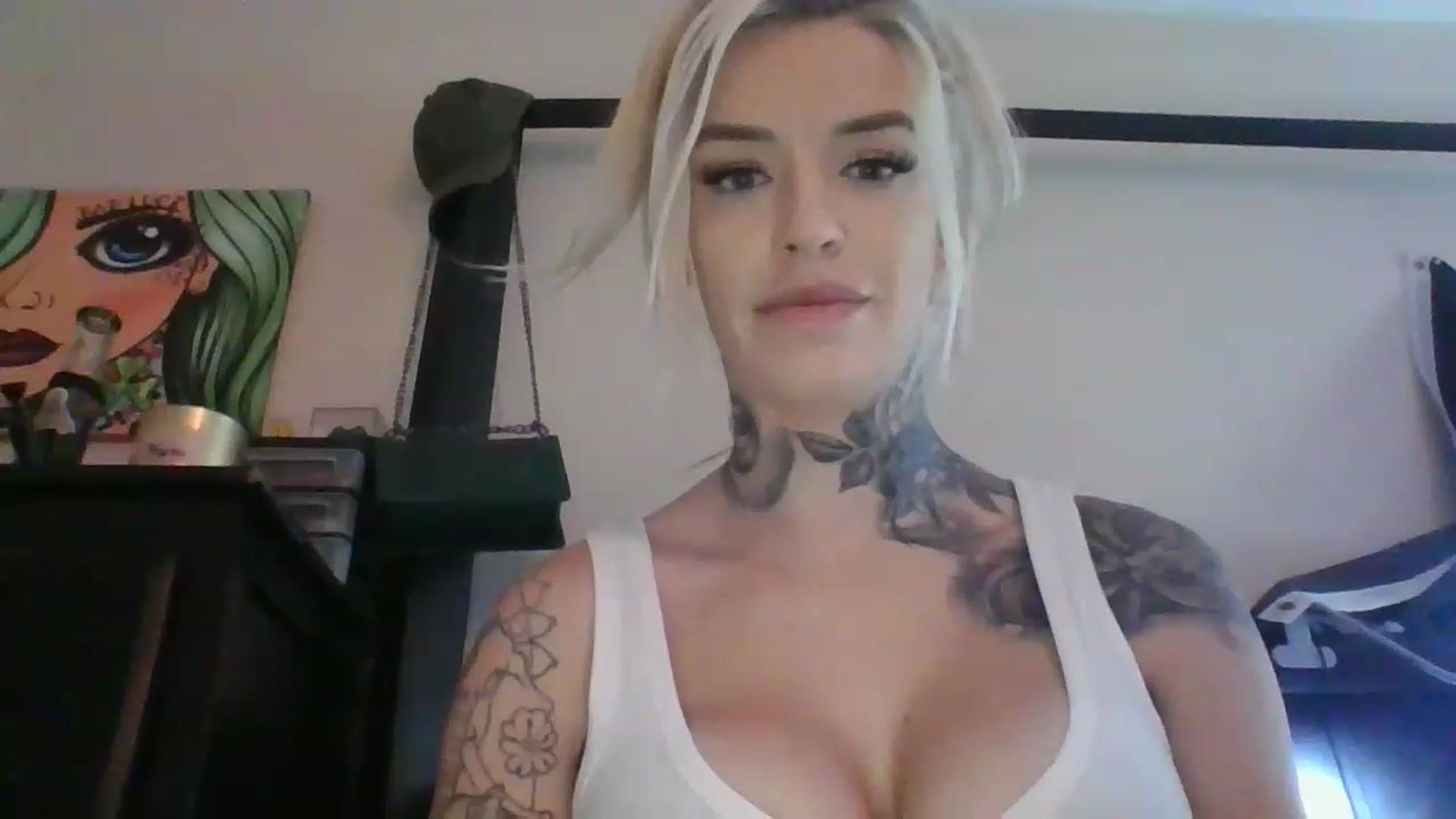 Gallery image thumbnail from Missgracexoco's myfreecams stream on, 11/27/2022, 19:48 image 15 of 20