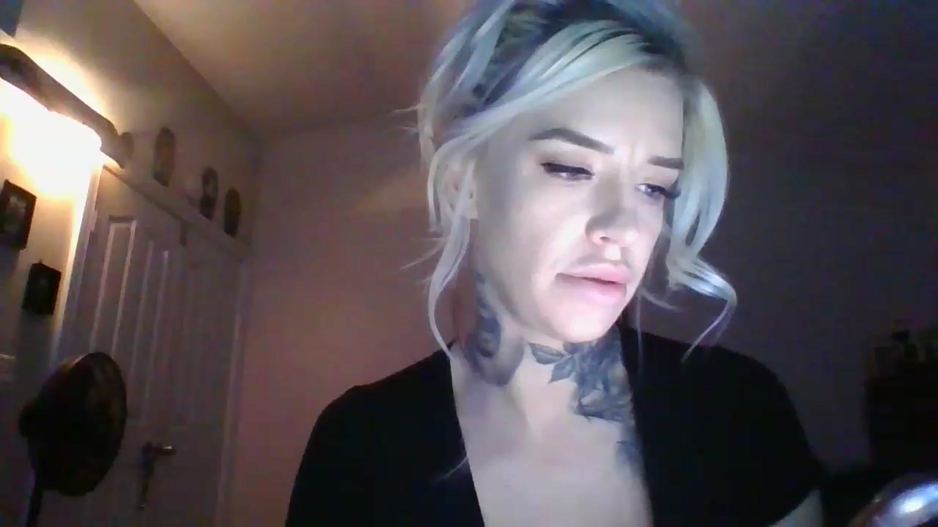 Gallery image thumbnail from Missgracexoco's myfreecams stream on, 12/06/2022, 24:25 image 18 of 20