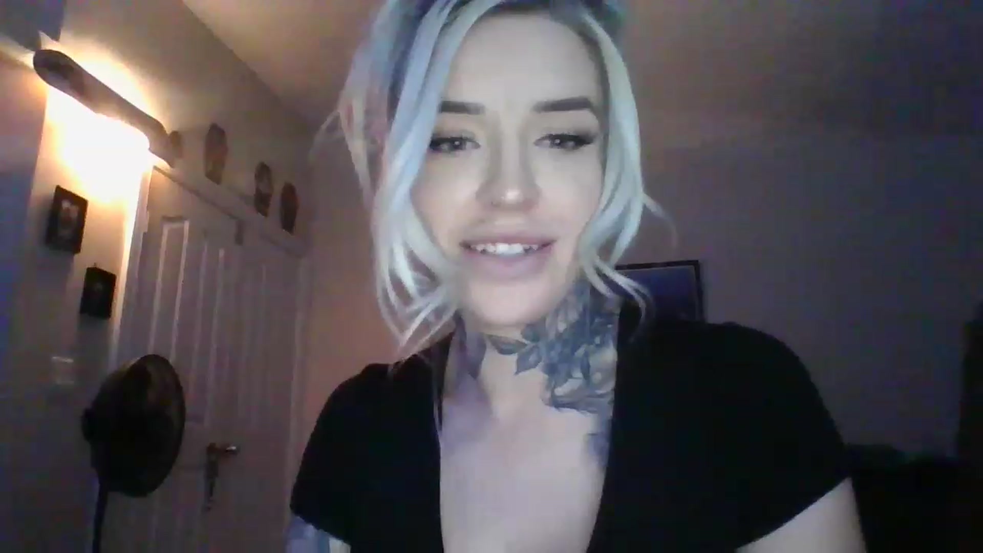 Gallery image thumbnail from Missgracexoco's myfreecams stream on, 12/06/2022, 24:25 image 3 of 20