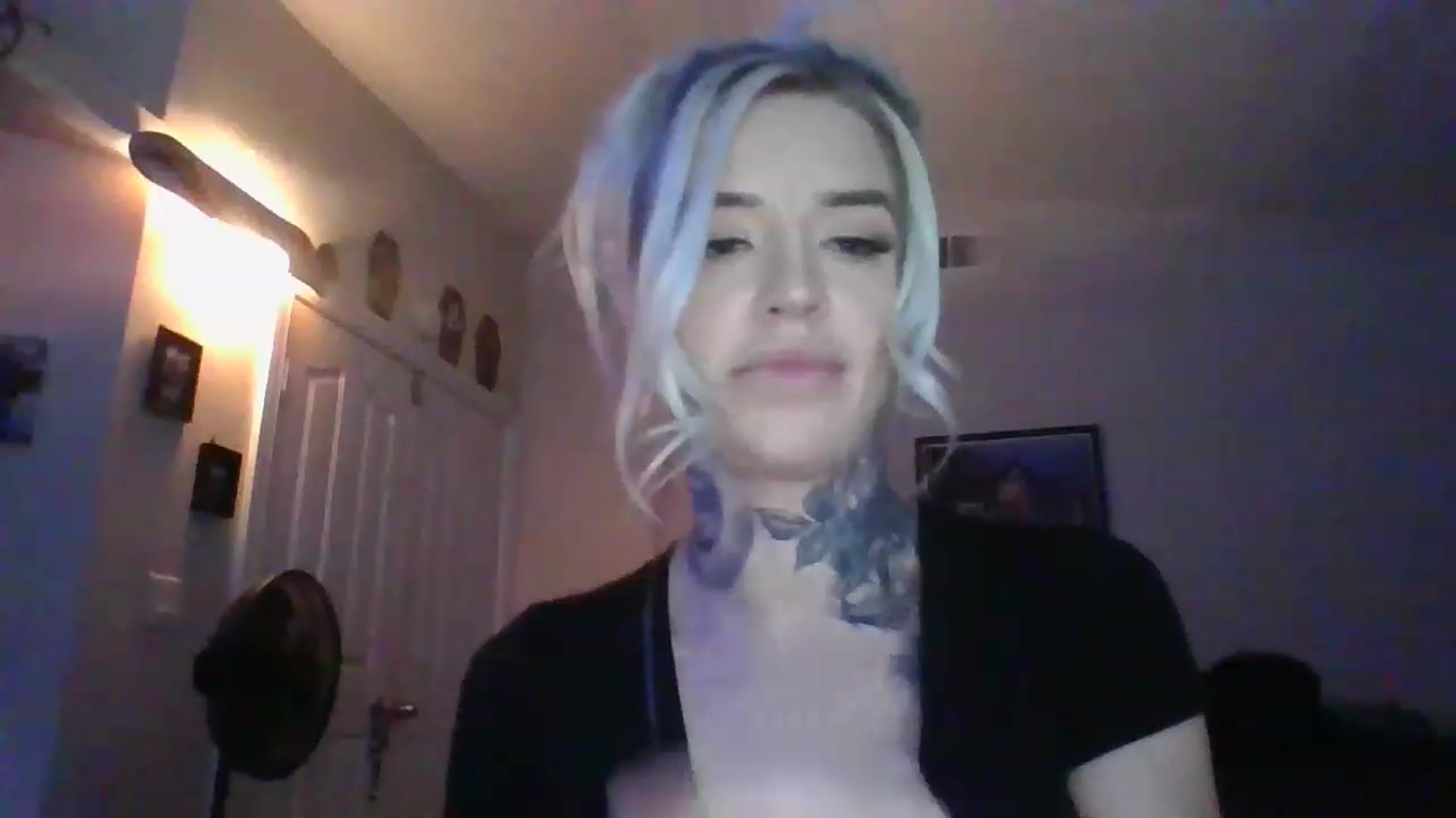 Gallery image thumbnail from Missgracexoco's myfreecams stream on, 12/06/2022, 24:25 image 4 of 20