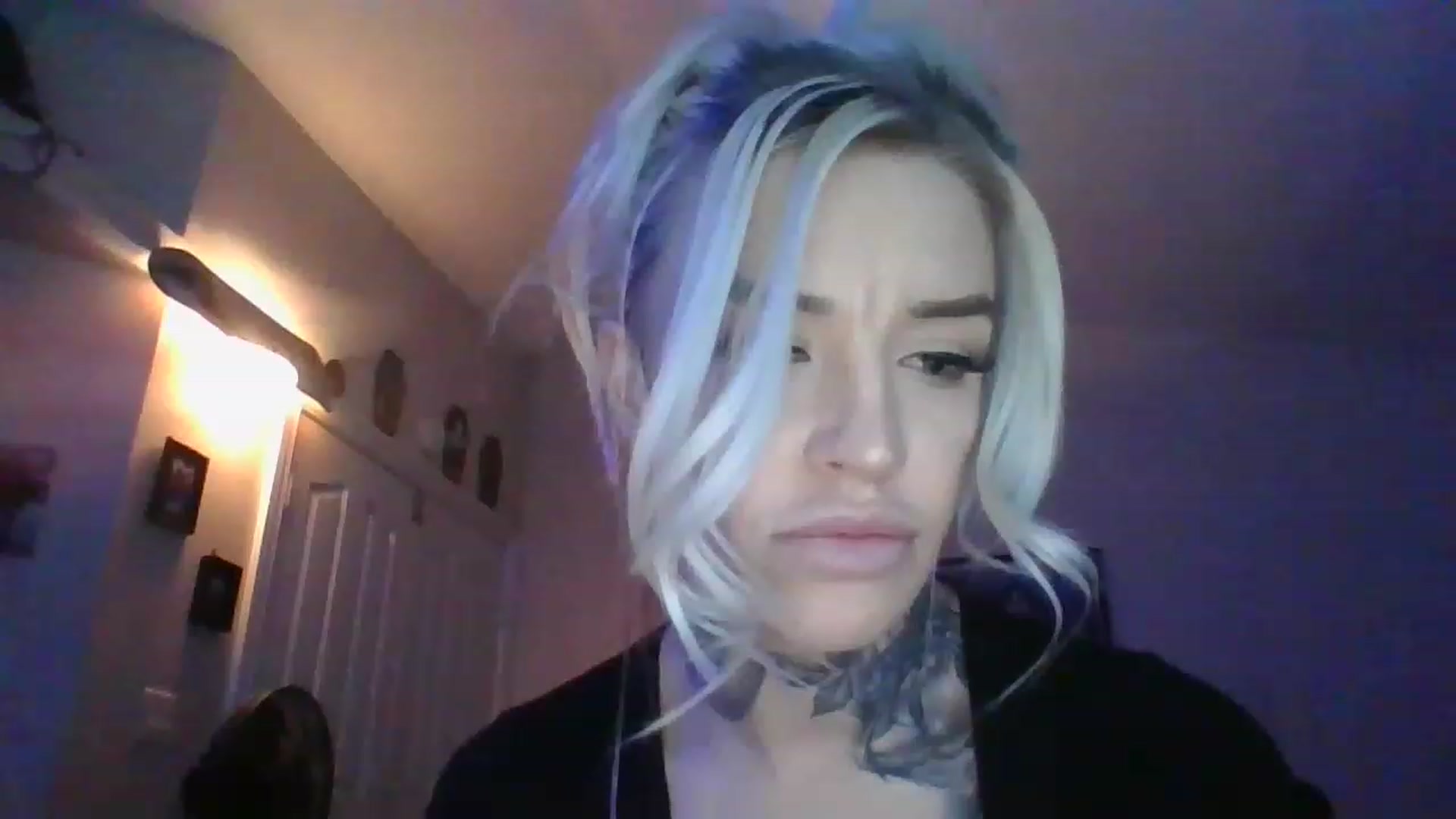 Gallery image thumbnail from Missgracexoco's myfreecams stream on, 12/06/2022, 24:25 image 6 of 20