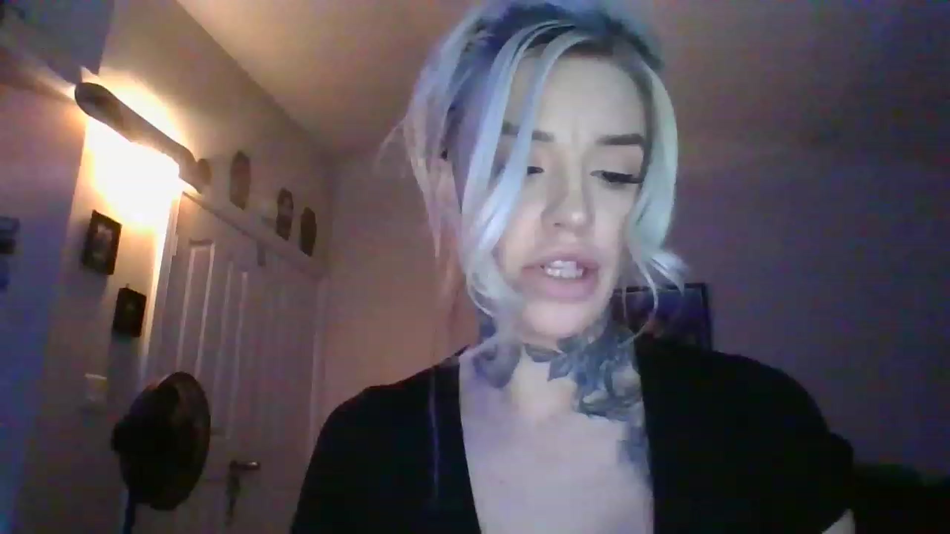 Gallery image thumbnail from Missgracexoco's myfreecams stream on, 12/06/2022, 24:25 image 8 of 20
