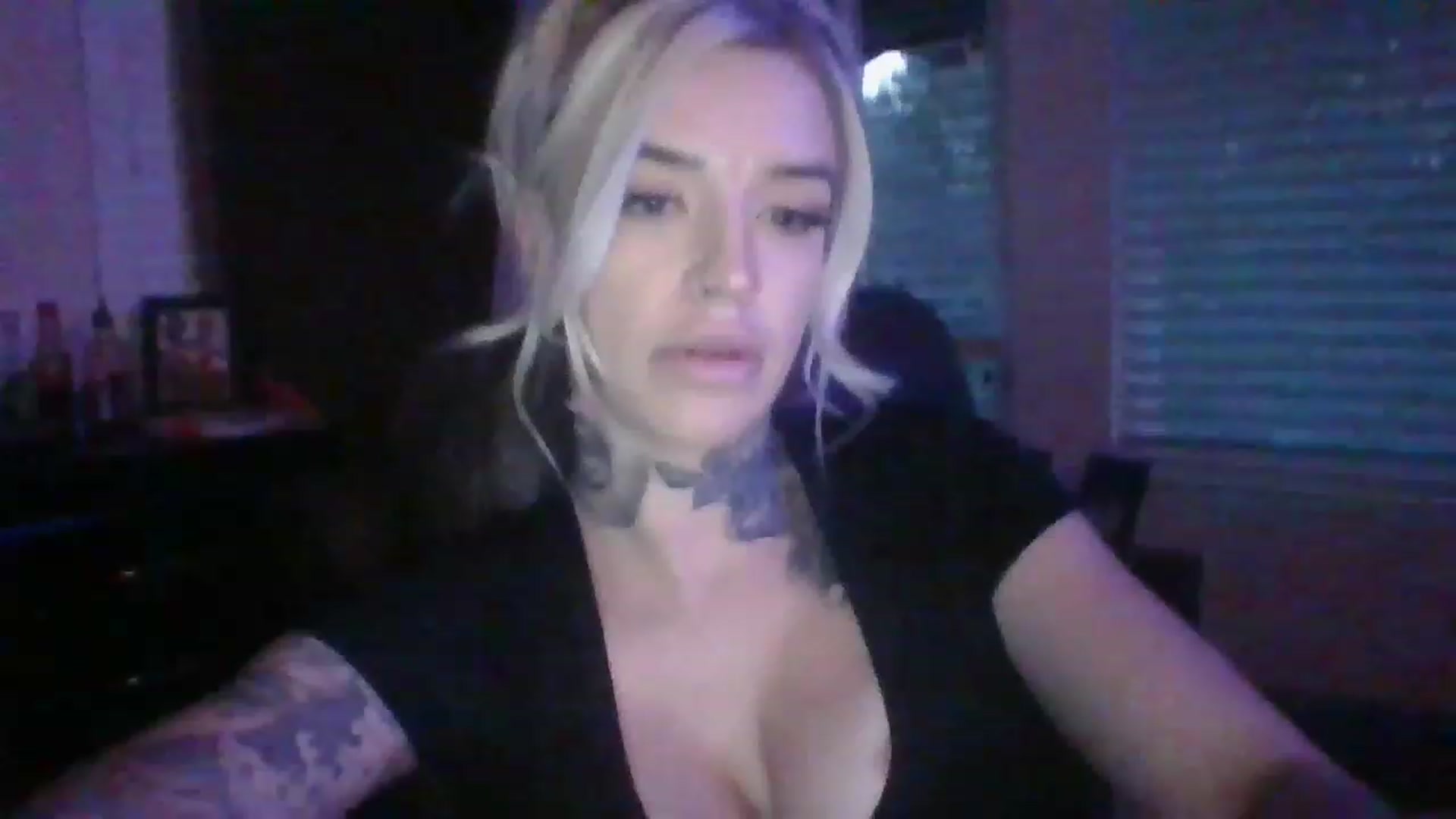 Gallery image thumbnail from Missgracexoco's myfreecams stream on, 12/06/2022, 01:01 image 9 of 20