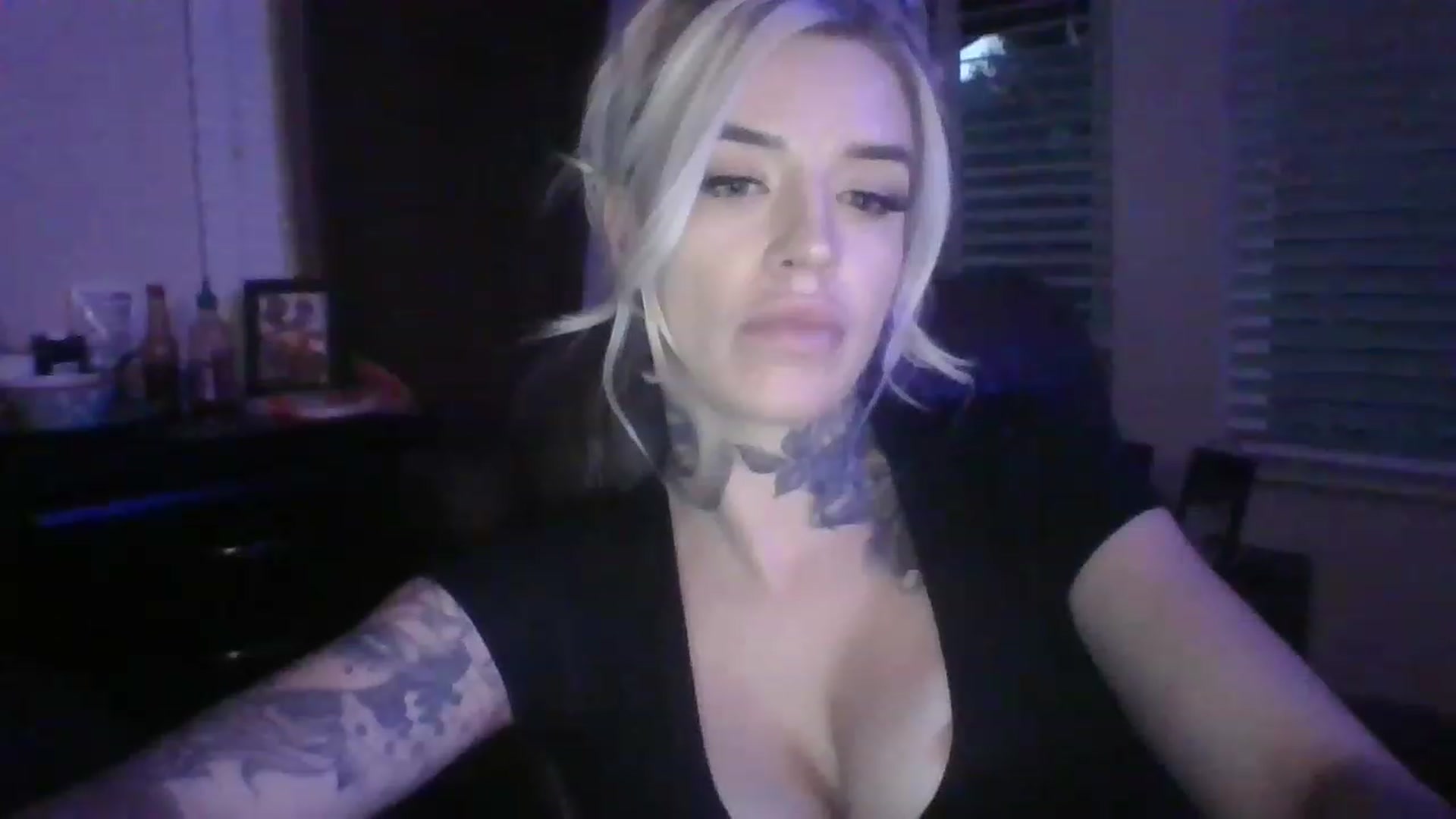 Gallery image thumbnail from Missgracexoco's myfreecams stream on, 12/06/2022, 01:01 image 20 of 20