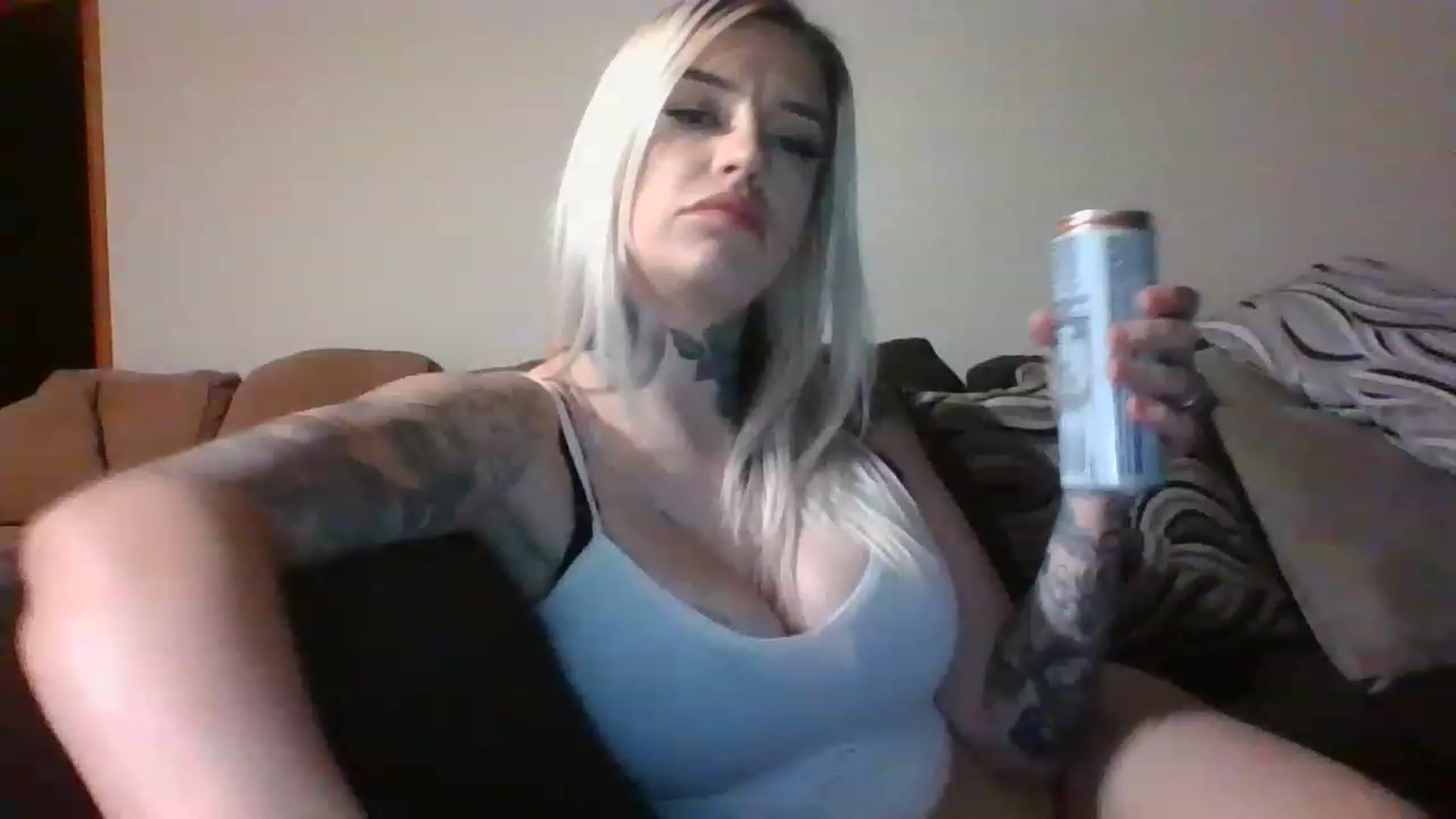 Gallery image thumbnail from Missgracexoco's myfreecams stream on, 01/16/2023, 14:32 image 16 of 20