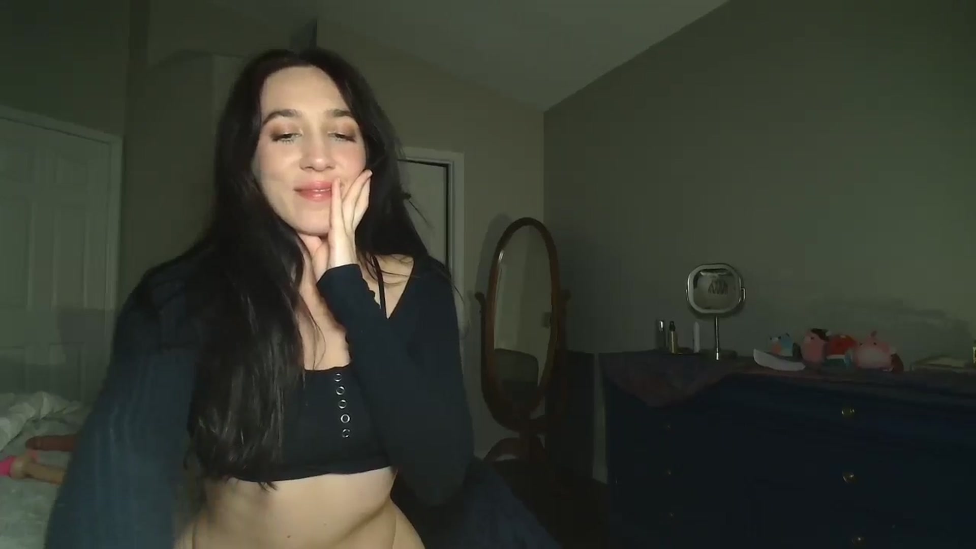 Gallery image thumbnail from Misshoney222's myfreecams stream on, 10/15/2025, 07:46 image 8 of 20
