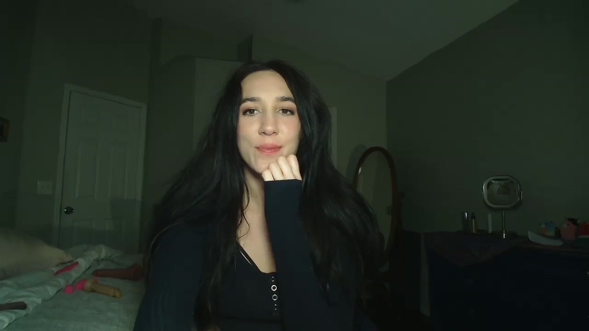 Gallery image thumbnail from Misshoney222's myfreecams stream on, 10/15/2025, 07:46 image 11 of 20