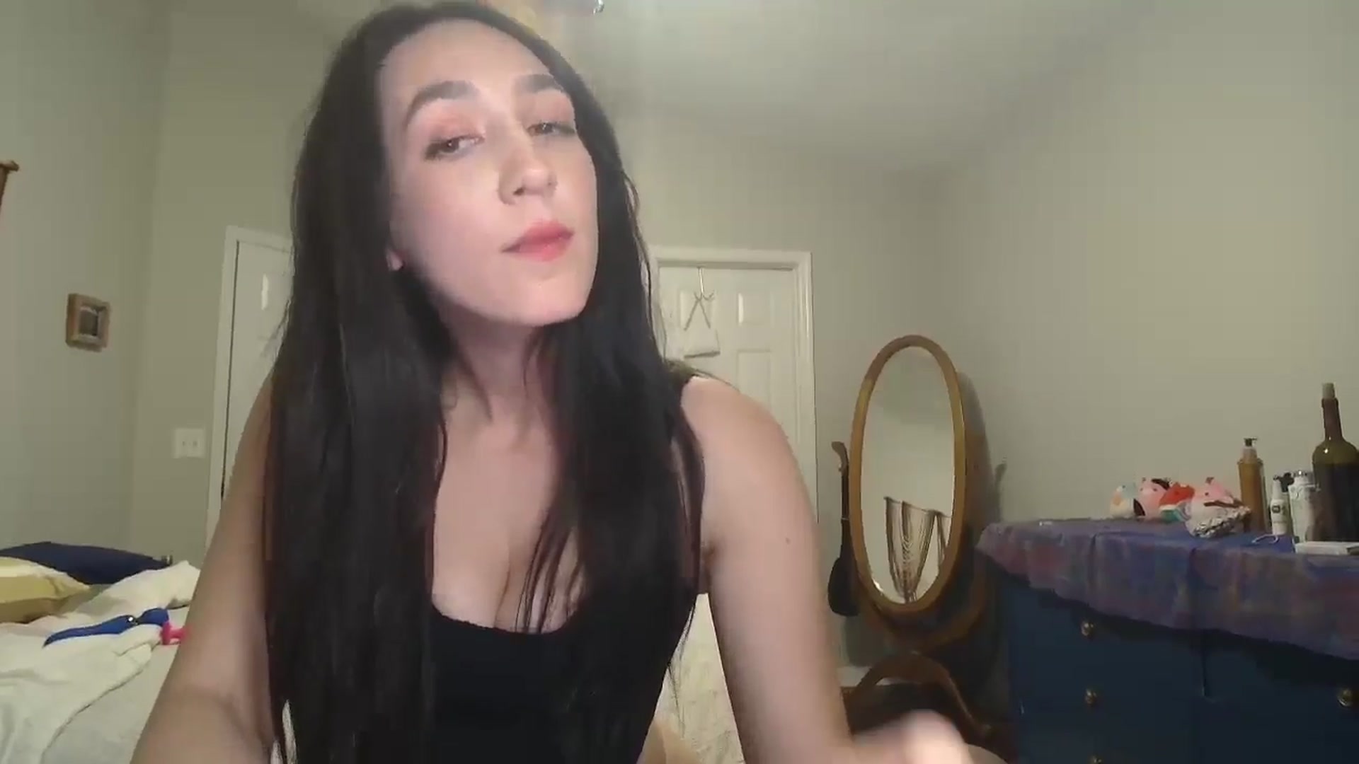 Gallery image thumbnail from Misshoney222's myfreecams stream on, 11/16/2025, 02:22 image 5 of 20