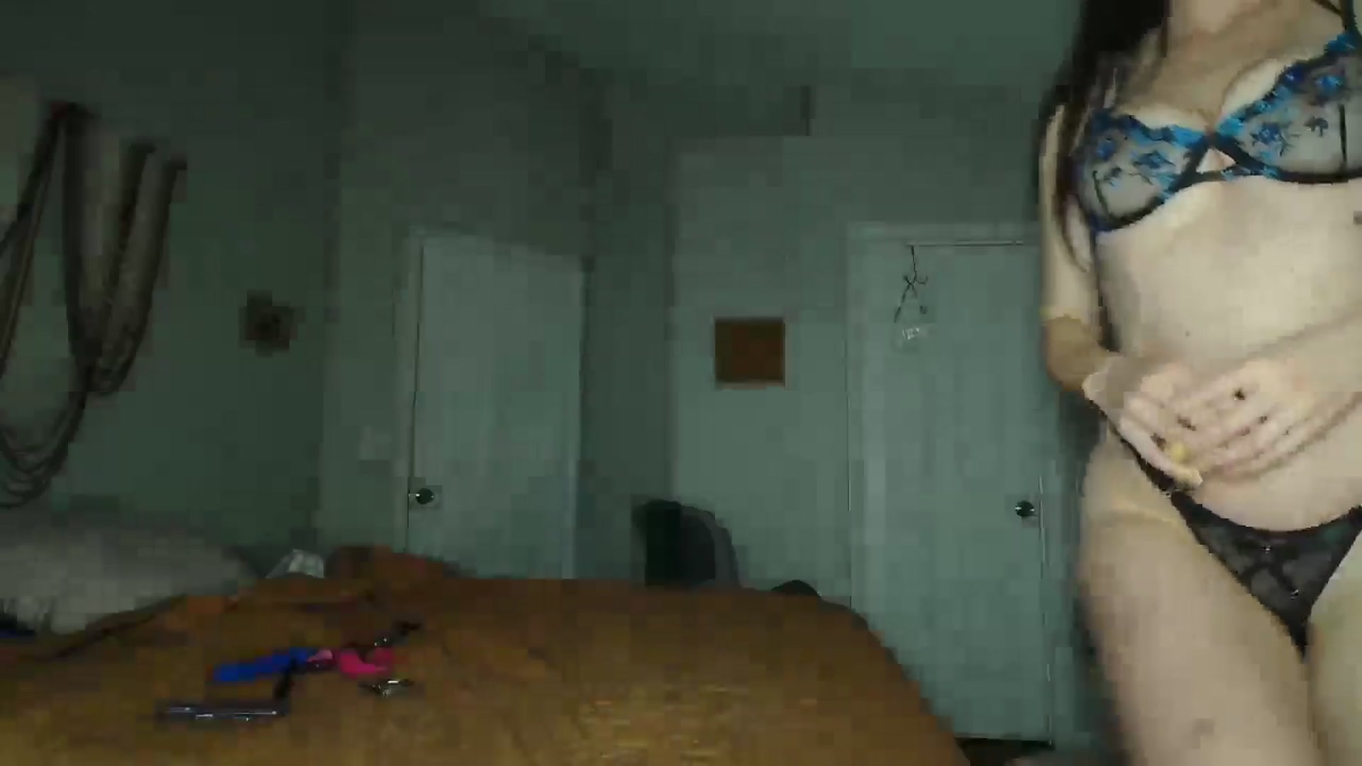Gallery image thumbnail from Misshoney222's myfreecams stream on, 11/18/2025, 02:36 image 17 of 20