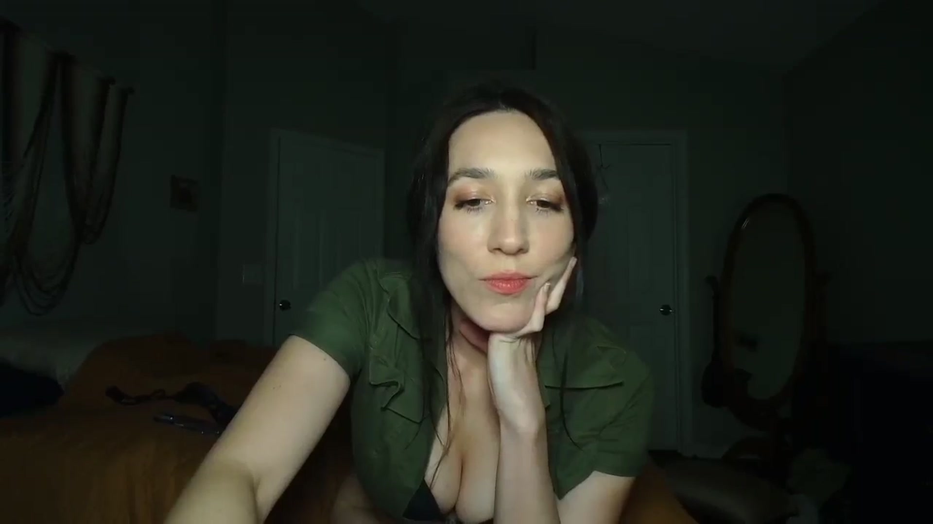 Gallery image thumbnail from Misshoney222's myfreecams stream on, 11/18/2025, 03:29 image 14 of 20