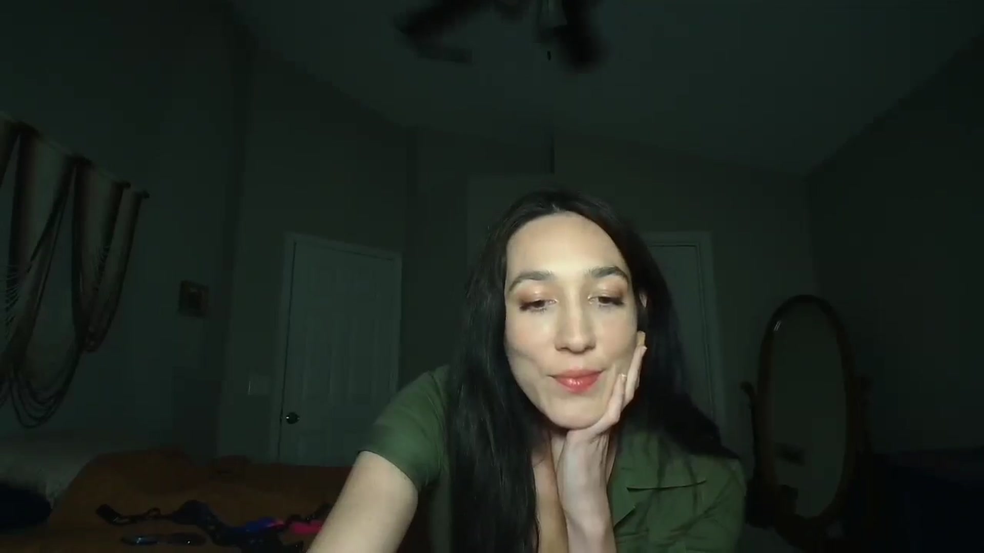 Gallery image thumbnail from Misshoney222's myfreecams stream on, 11/18/2025, 03:29 image 6 of 20