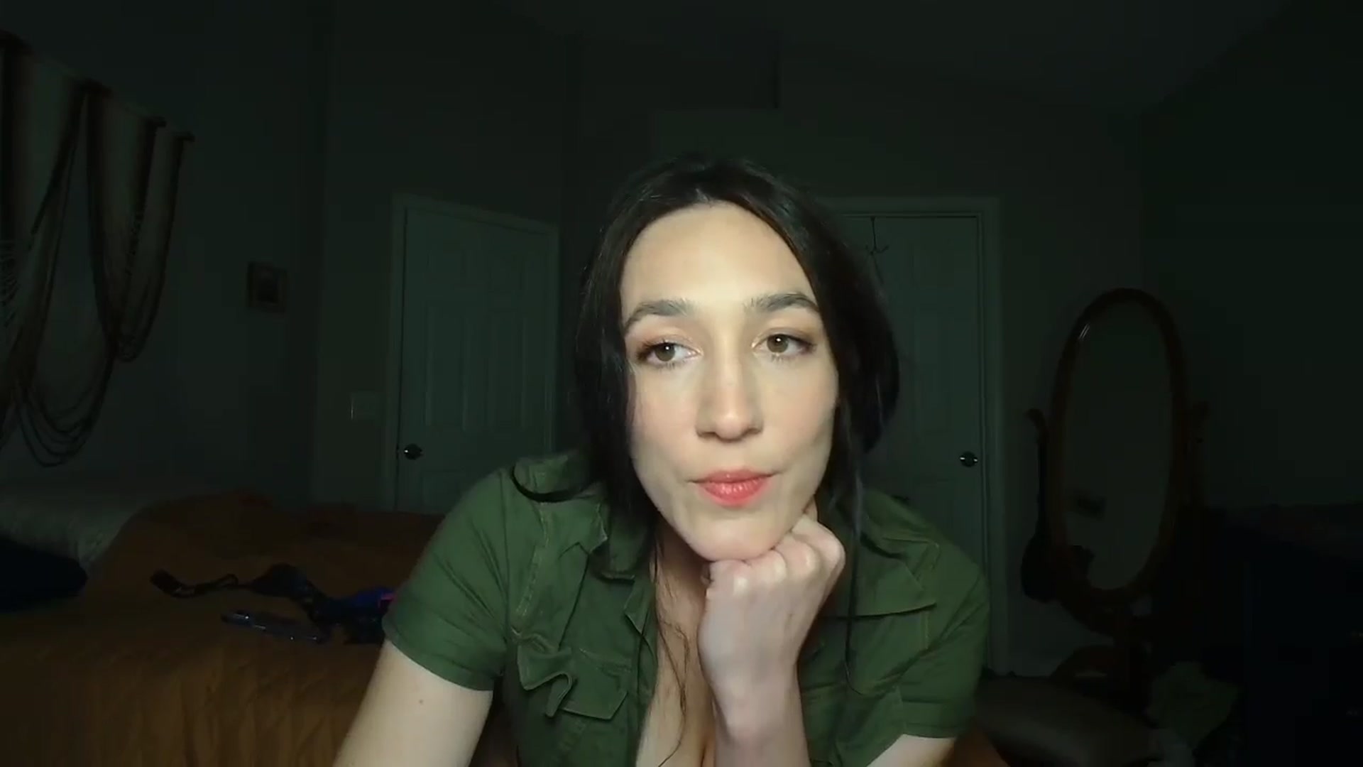 Gallery image thumbnail from Misshoney222's myfreecams stream on, 11/18/2025, 03:29 image 12 of 20