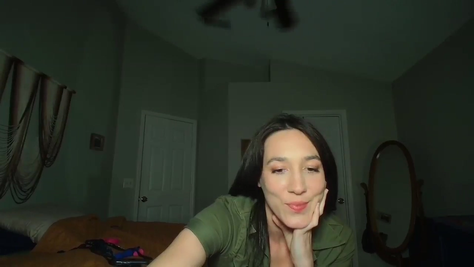 Gallery image thumbnail from Misshoney222's myfreecams stream on, 11/18/2025, 04:11 image 16 of 20