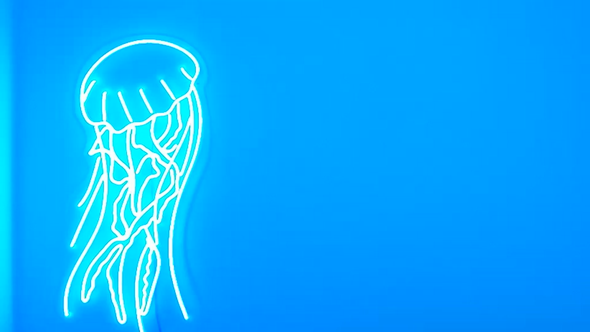 Gallery image thumbnail from Missi_More's myfreecams stream on, 06/25/2023, 16:10 image 17 of 20