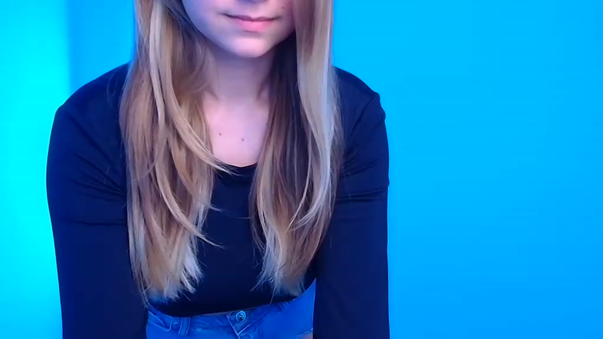 Gallery image thumbnail from Missi_More's myfreecams stream on, 06/28/2023, 10:23 image 16 of 20