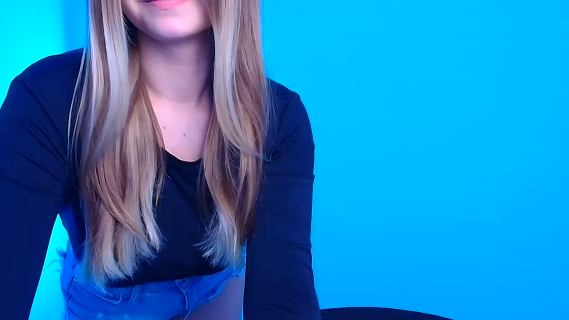 Gallery image thumbnail from Missi_More's myfreecams stream on, 06/28/2023, 10:23 image 11 of 20