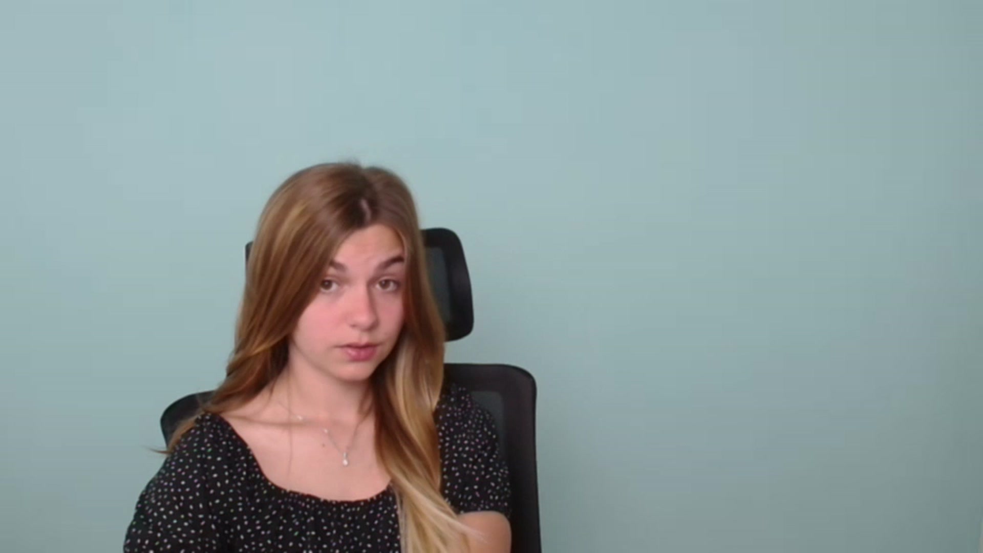 Gallery image thumbnail from Missi_More's myfreecams stream on, 07/17/2023, 06:23 image 14 of 20