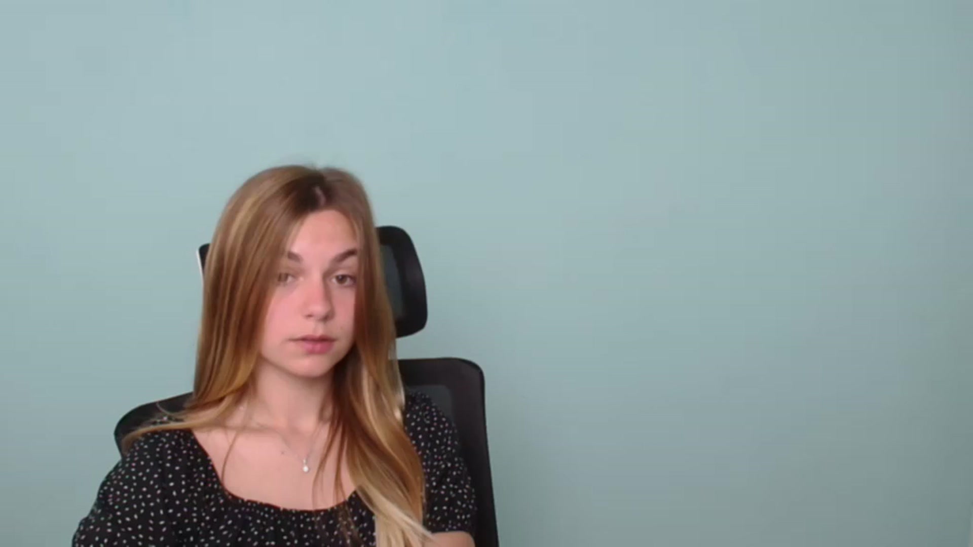 Gallery image thumbnail from Missi_More's myfreecams stream on, 07/17/2023, 06:23 image 16 of 20