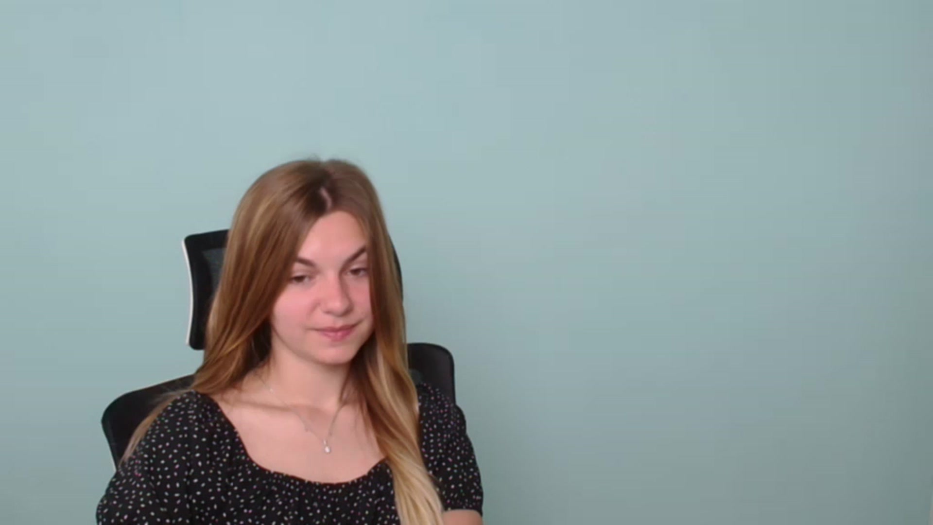 Gallery image thumbnail from Missi_More's myfreecams stream on, 07/17/2023, 06:23 image 12 of 20
